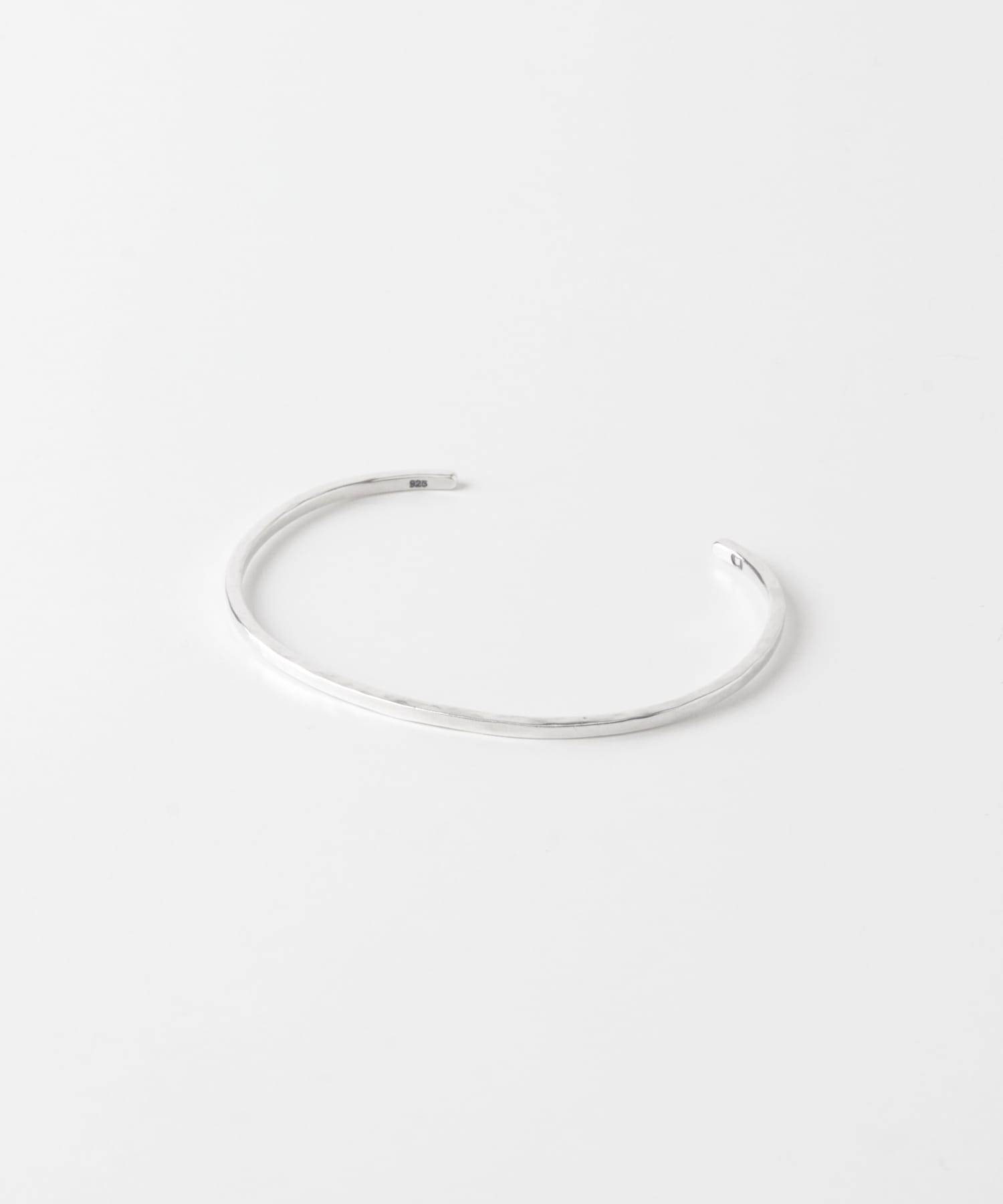 MANANAS Twisted Bangle Slim(One SILVER): アクセサリー｜URBAN