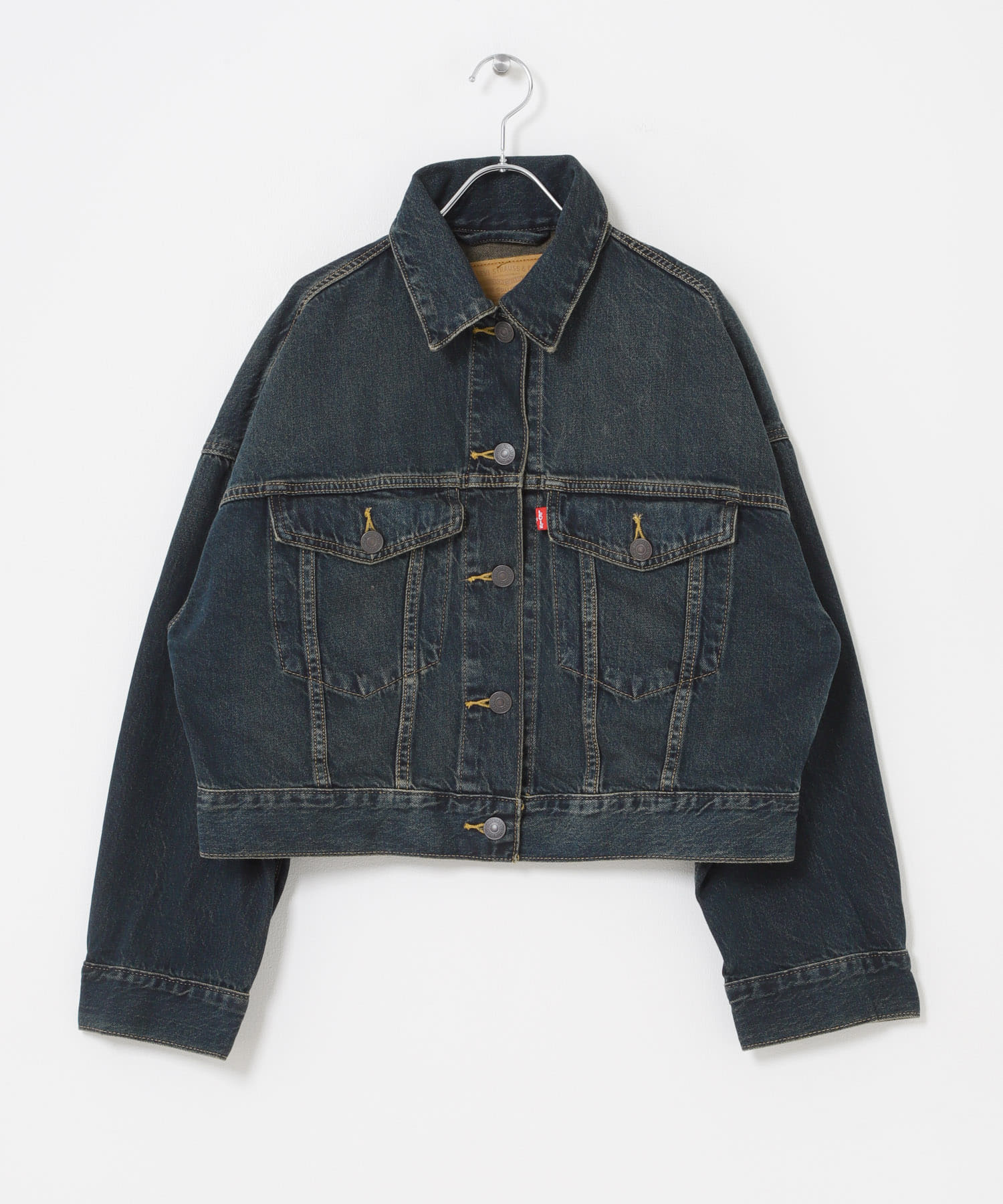 Levi’s　LOOSE CROP TRUCKER VIBRATION S