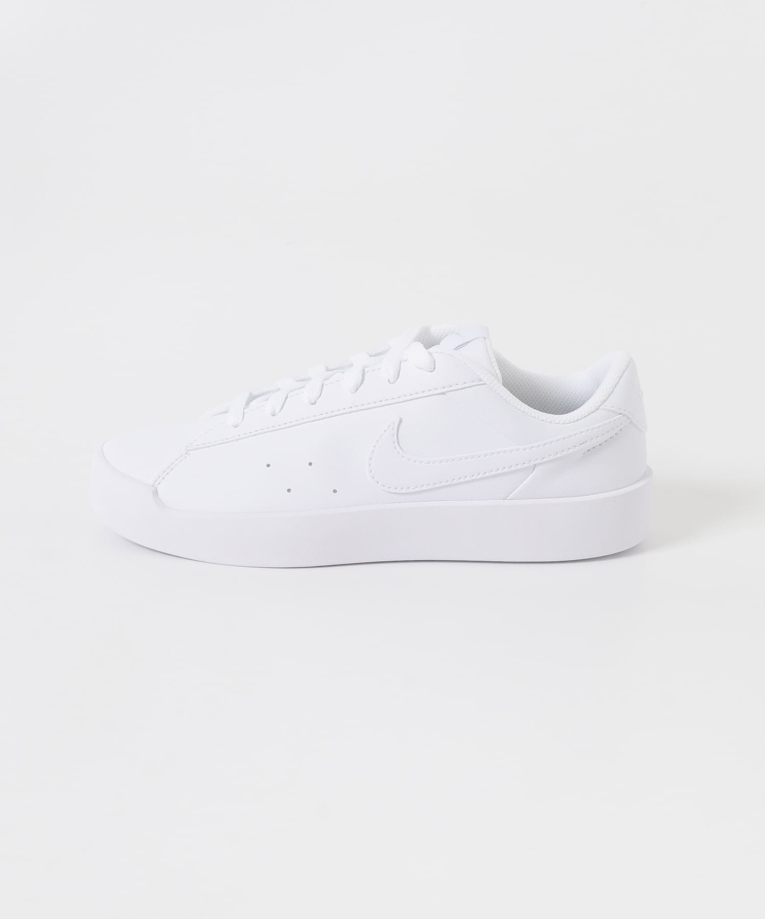 NIKE　ナイキウィメンズコートヘリテージSL