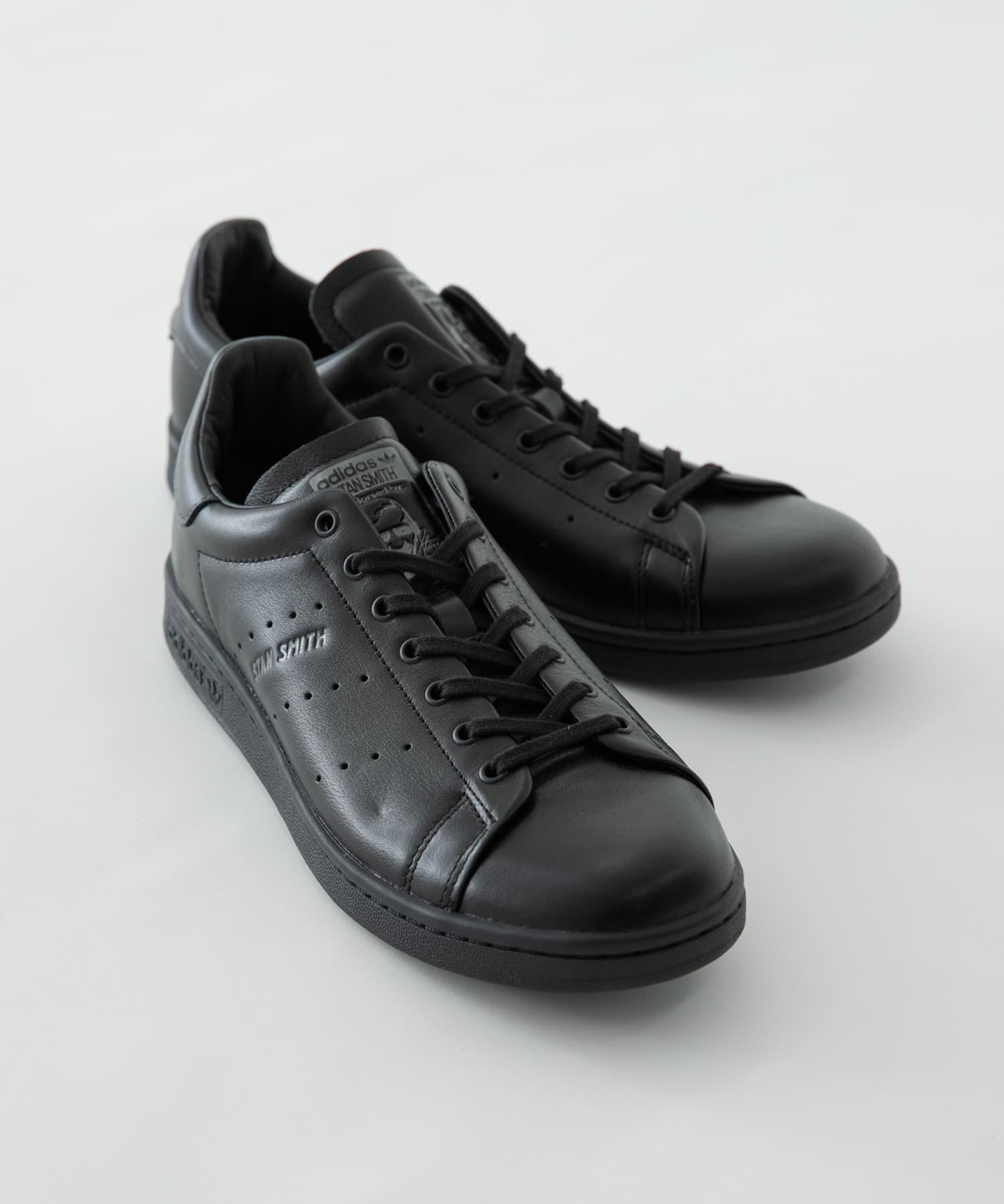 adidas　STANSMITH LUX