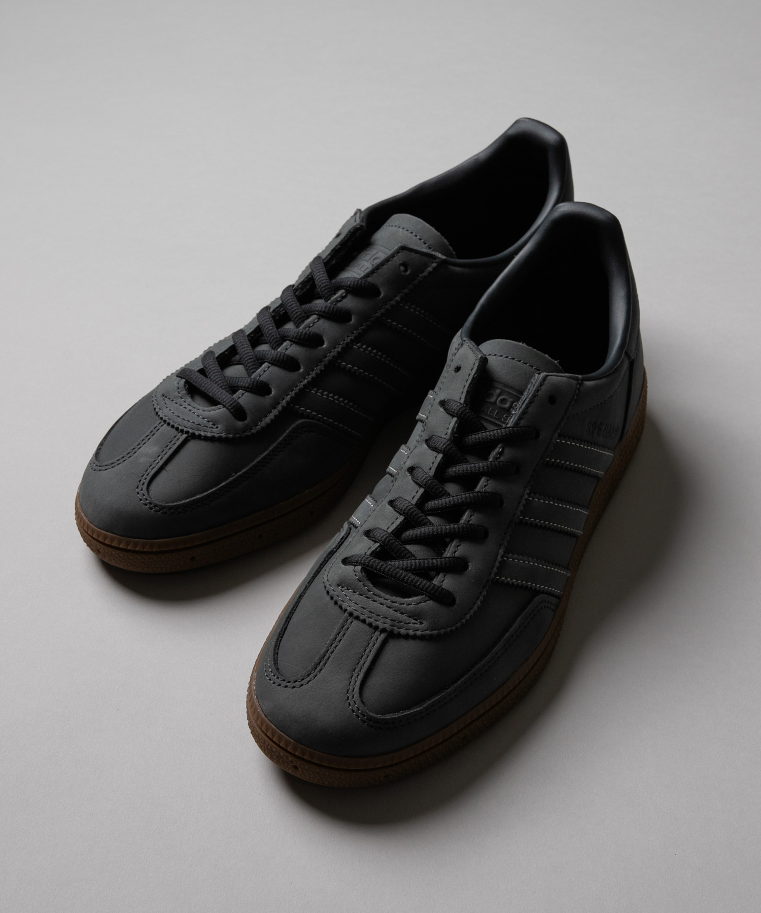 adidas　HANDBALL SPEZIAL