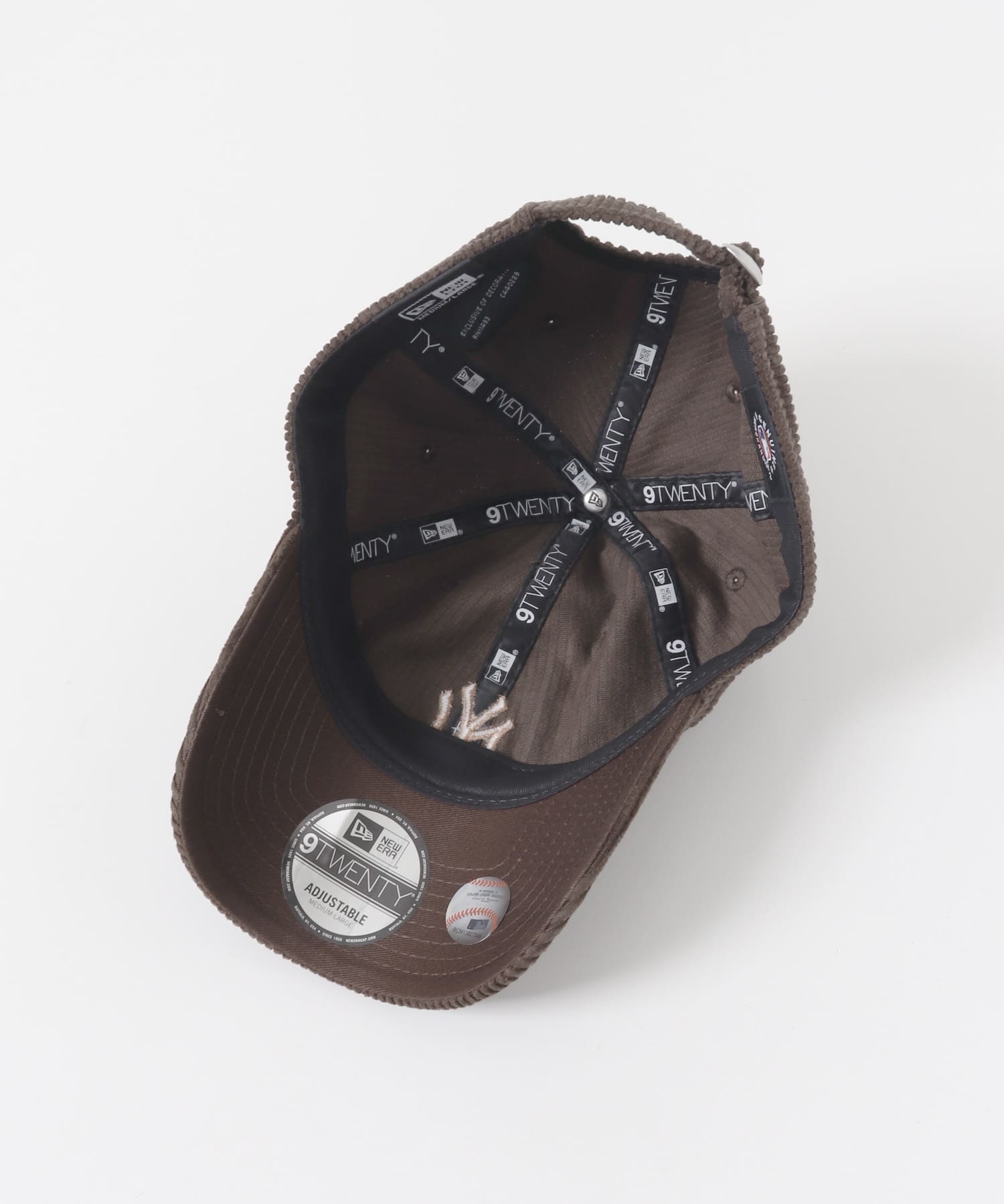 DARK BROWN