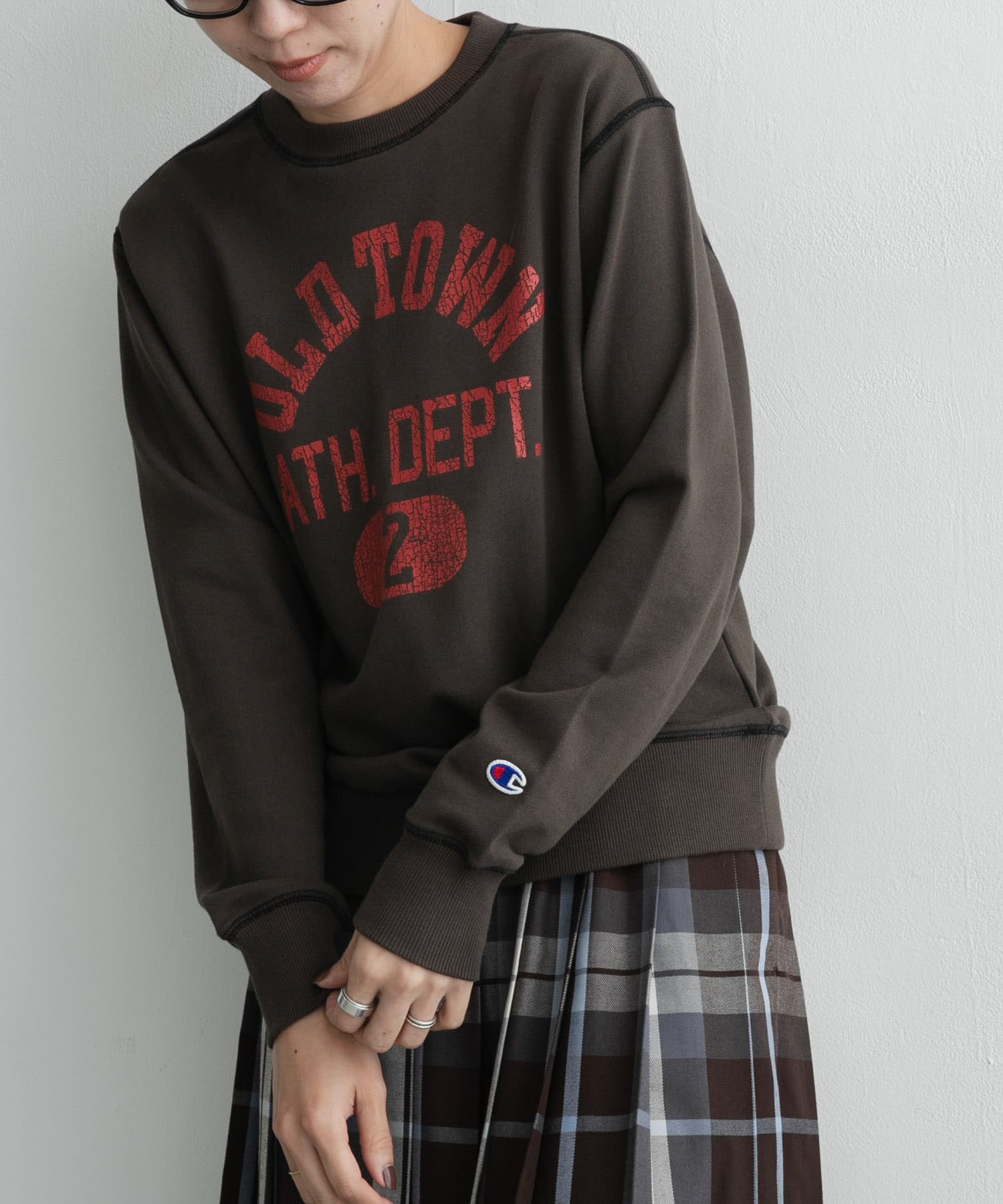 Champion　CREW NECK SWEATSHIRTS