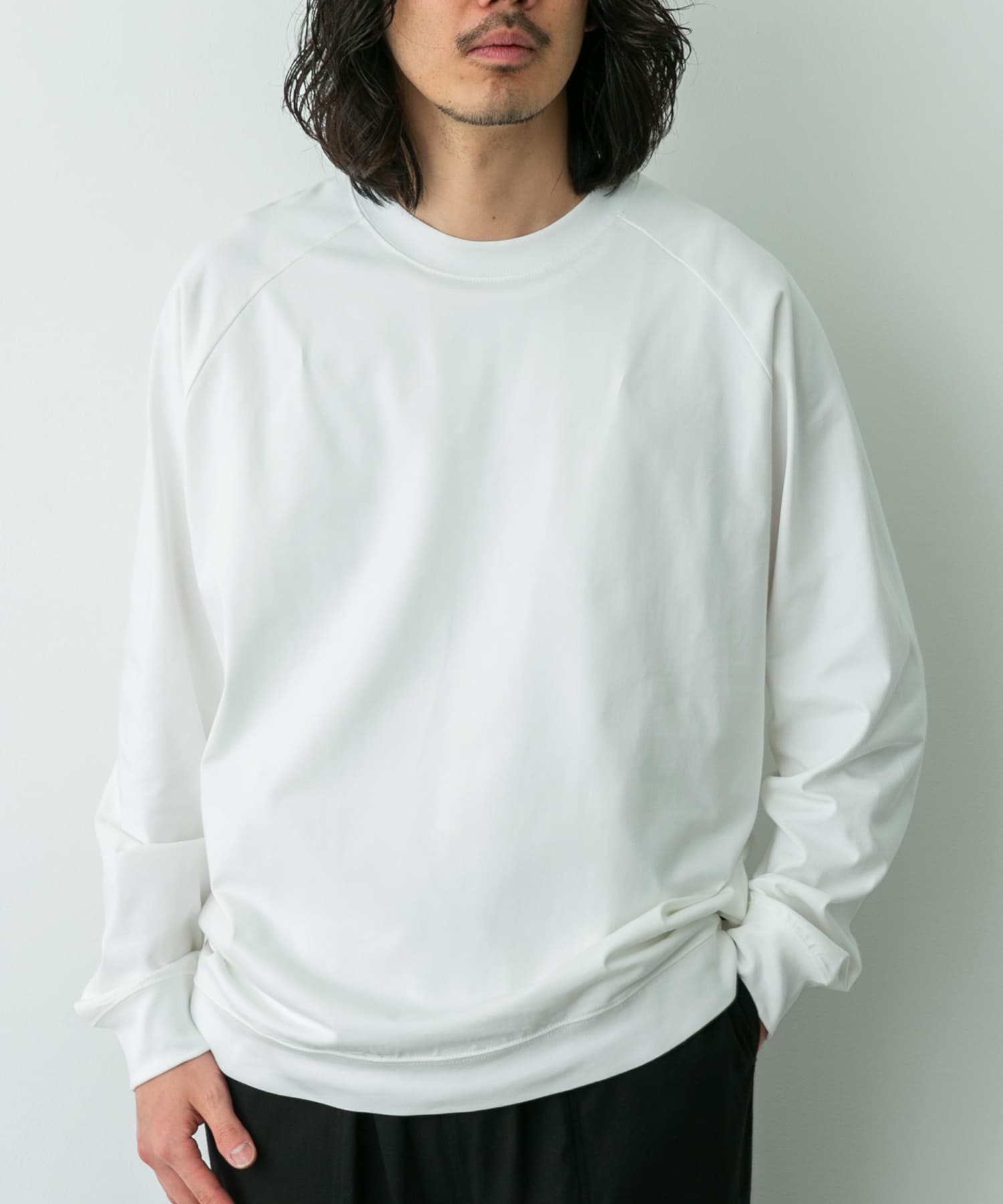 身長：180cm 体重：60kg サイズ：L