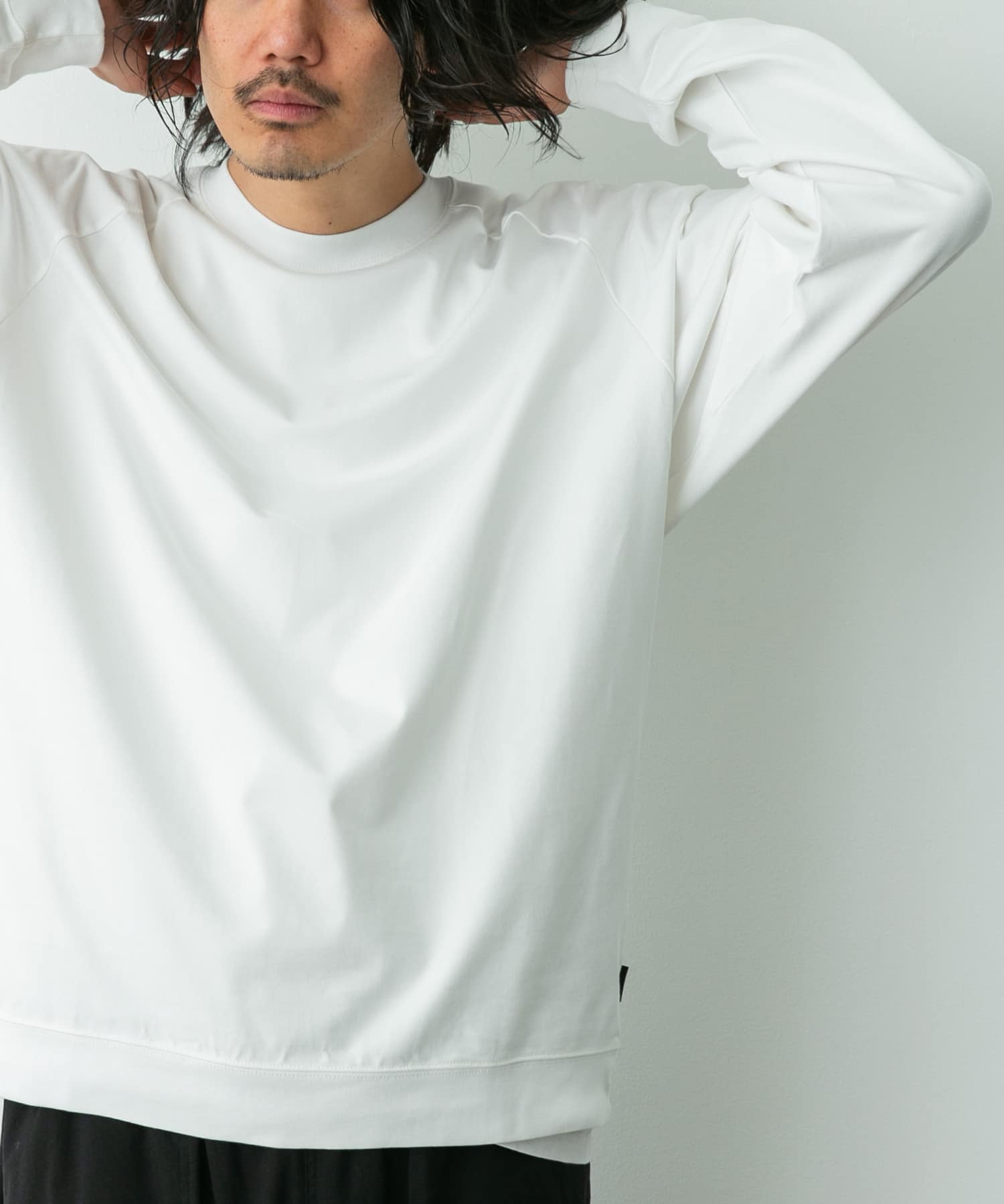 身長：180cm 体重：60kg サイズ：L