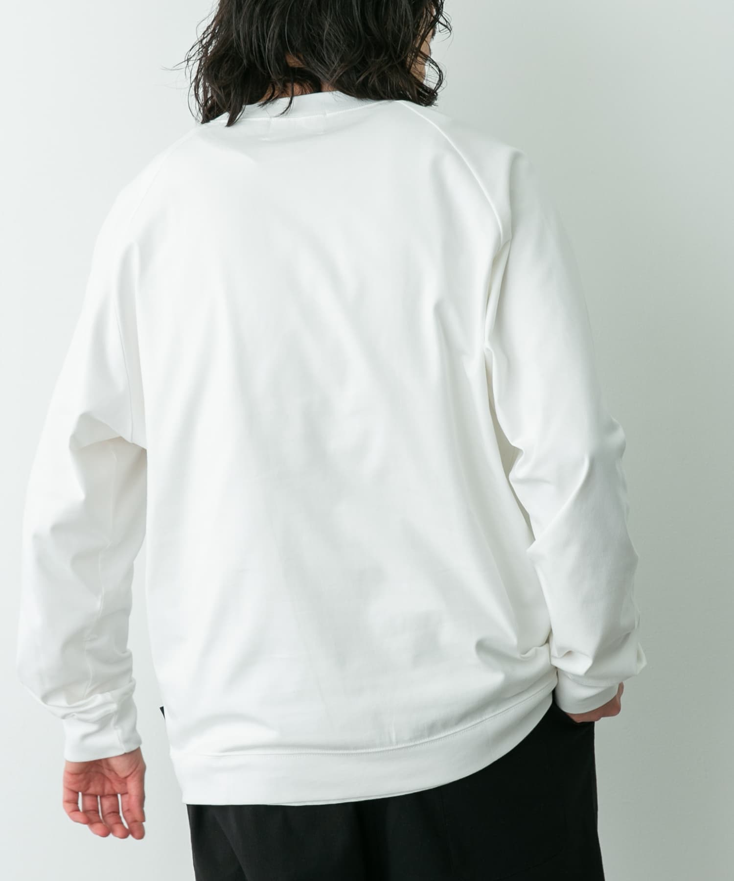 身長：180cm 体重：60kg サイズ：L