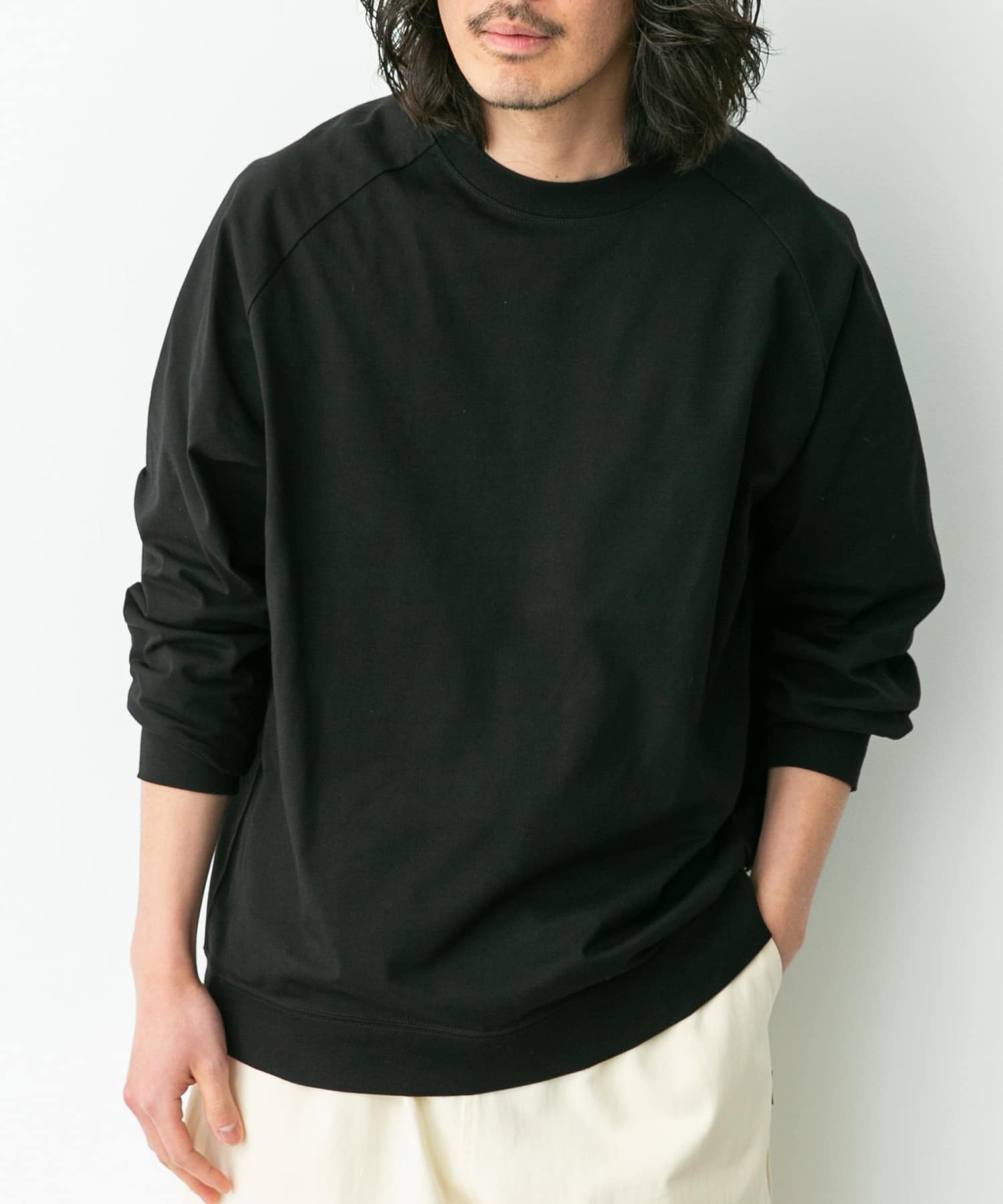 身長：180cm 体重：60kg サイズ：L