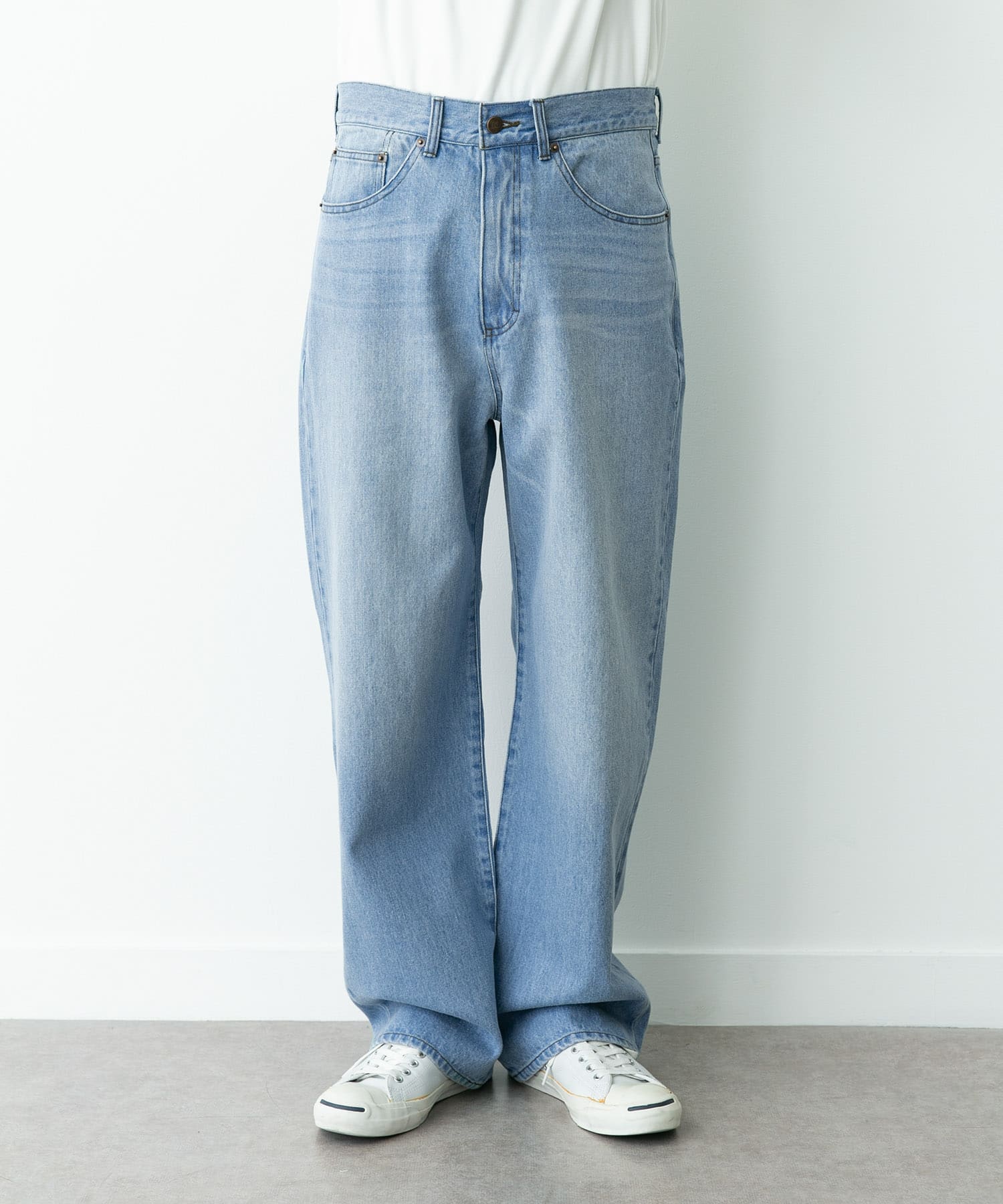 身長：180cm 体重：60kg サイズ：L