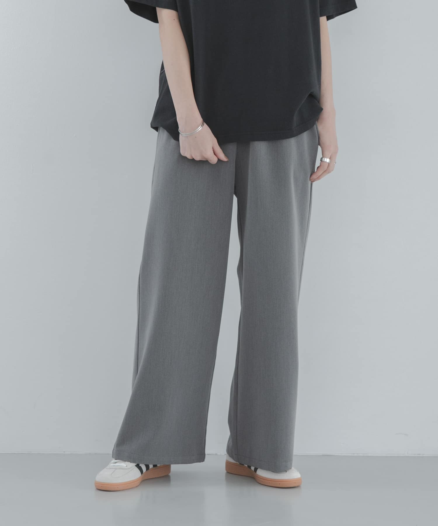 身長：167cm サイズ：38