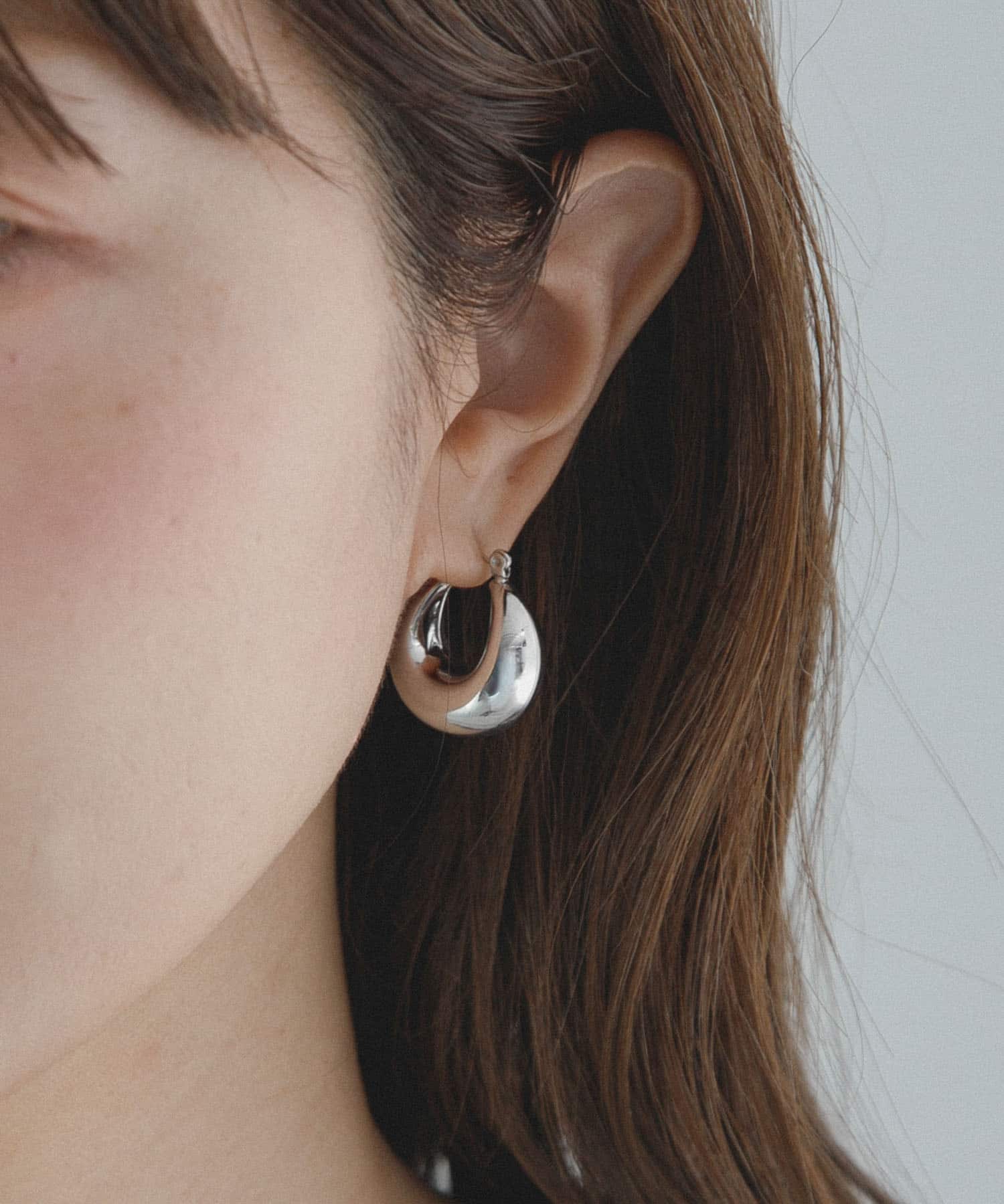 ピアス　No.4933 ステンレスボリュームフープピアス(One シルバー): アクセサリー