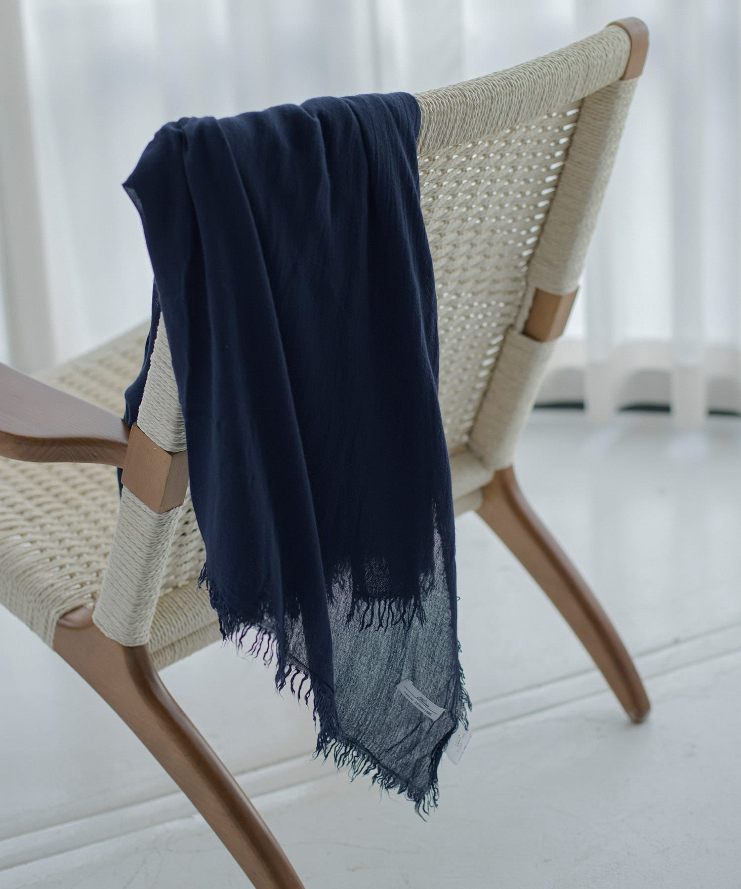 イタリア製なめらかレーヨンストール ネイビー One