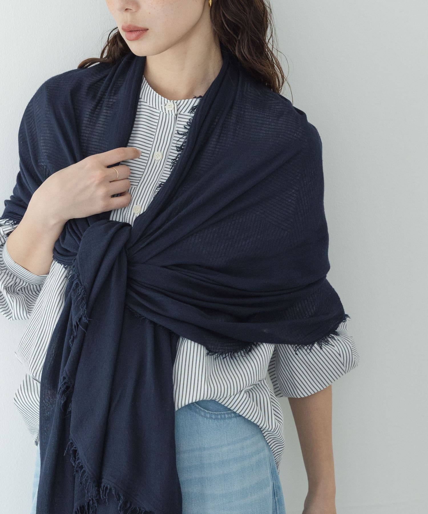 イタリア製なめらかレーヨンストール ネイビー One