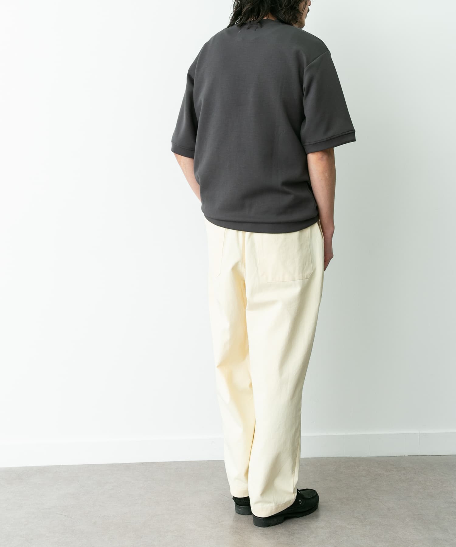 身長：180cm 体重：60kg サイズ：L