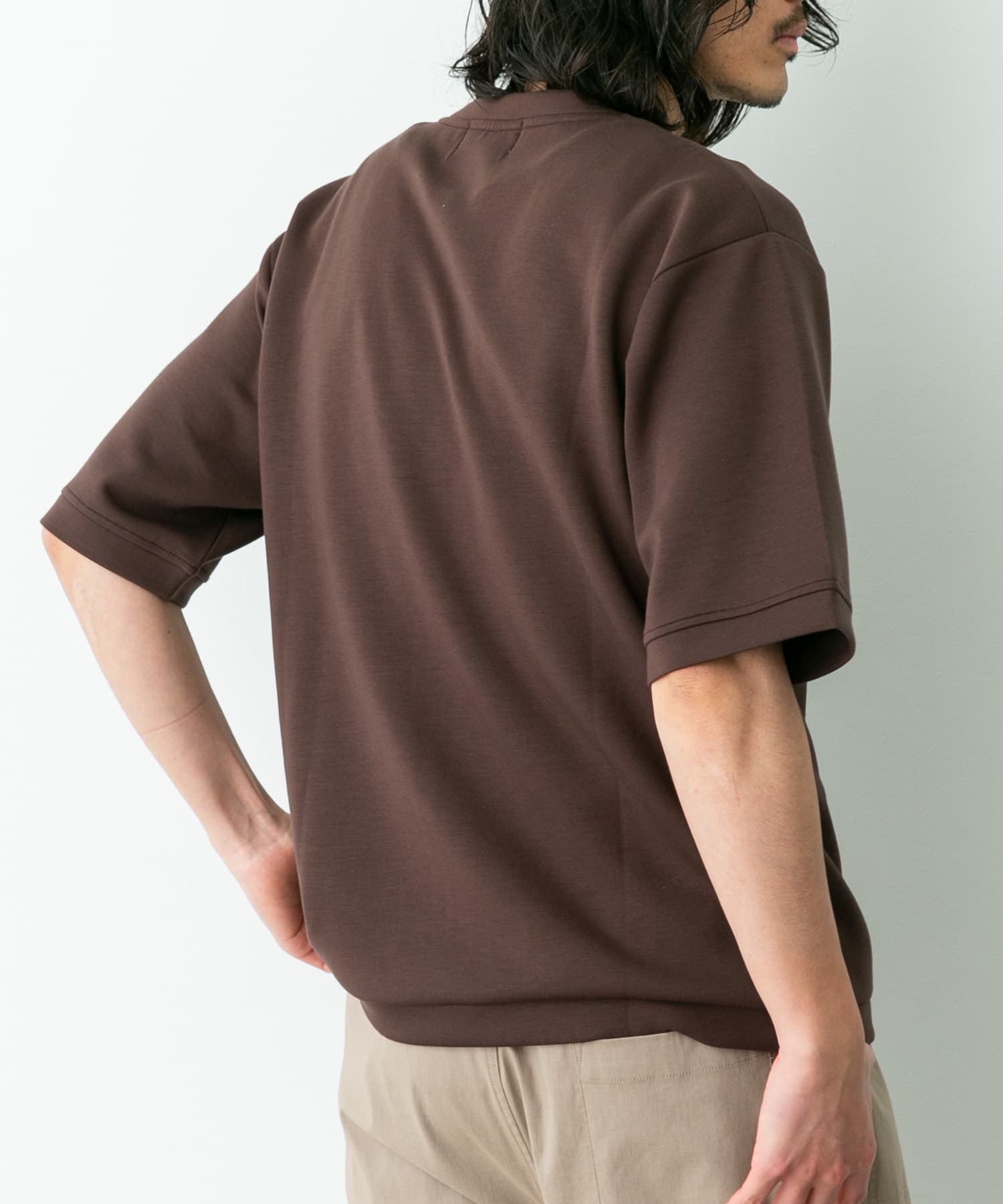 身長：180cm 体重：60kg サイズ：L