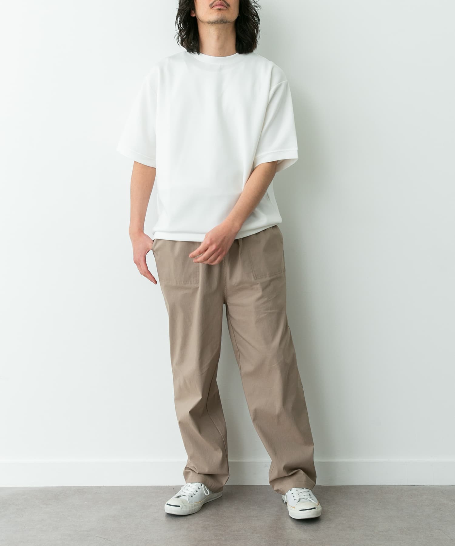 ホワイト
