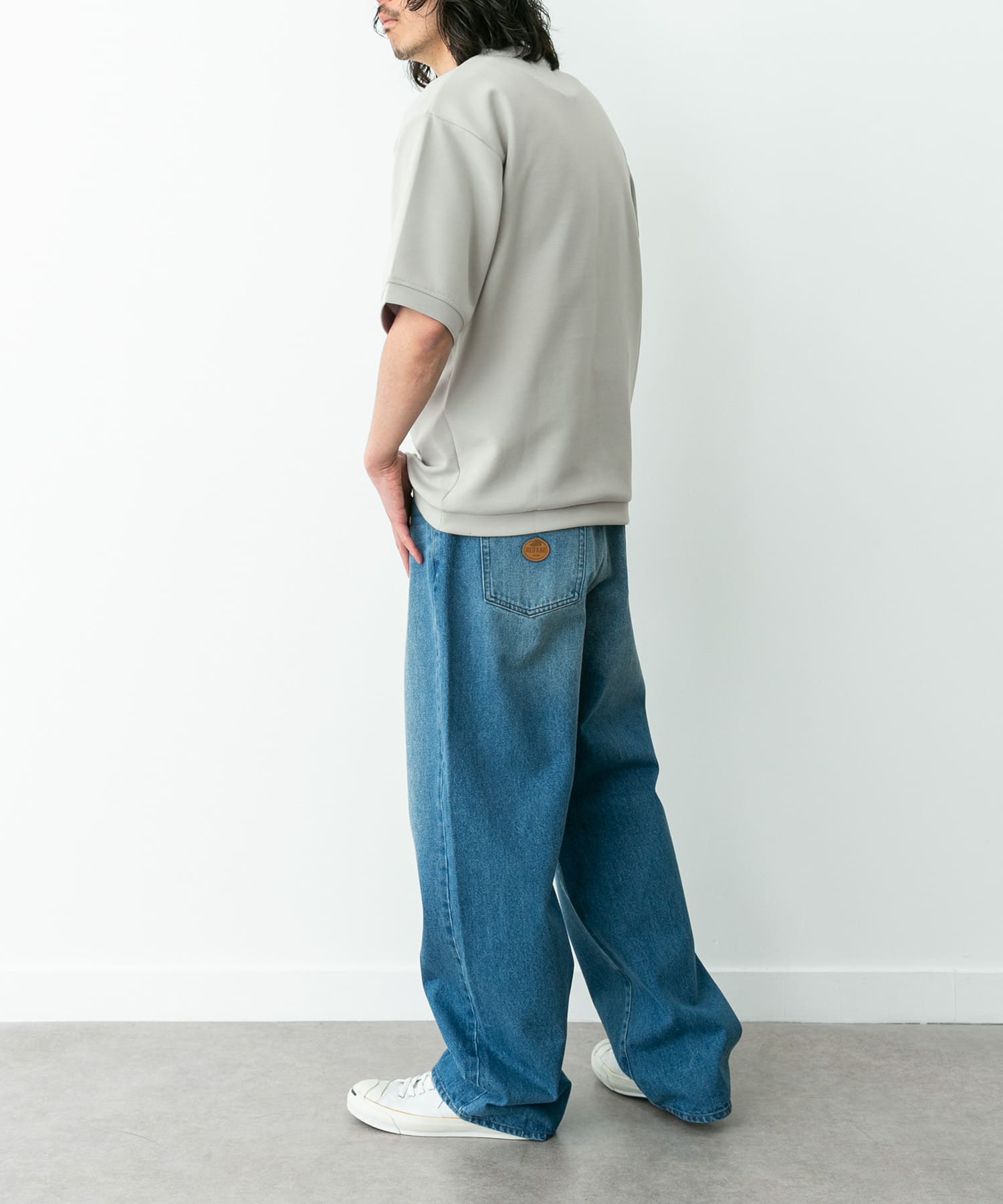 身長：180cm 体重：60kg サイズ：L