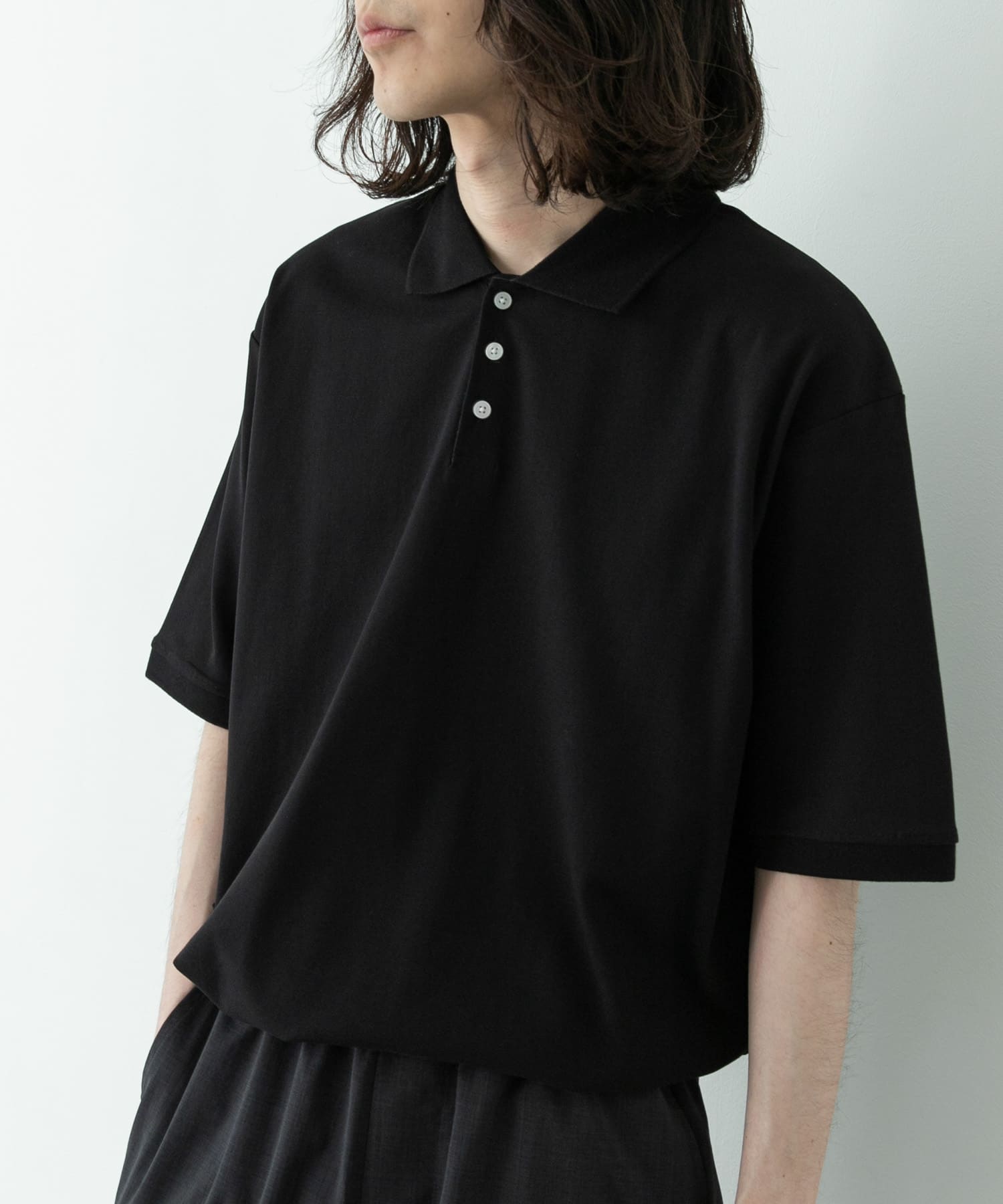 ブラック