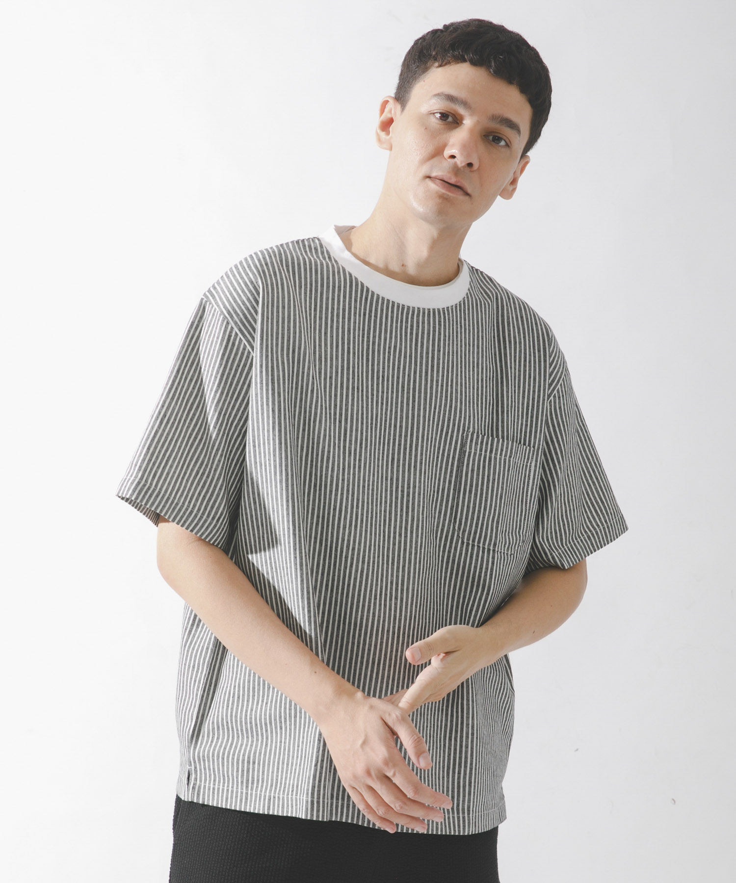 接触冷感リネン混ショートスリーブTシャツ