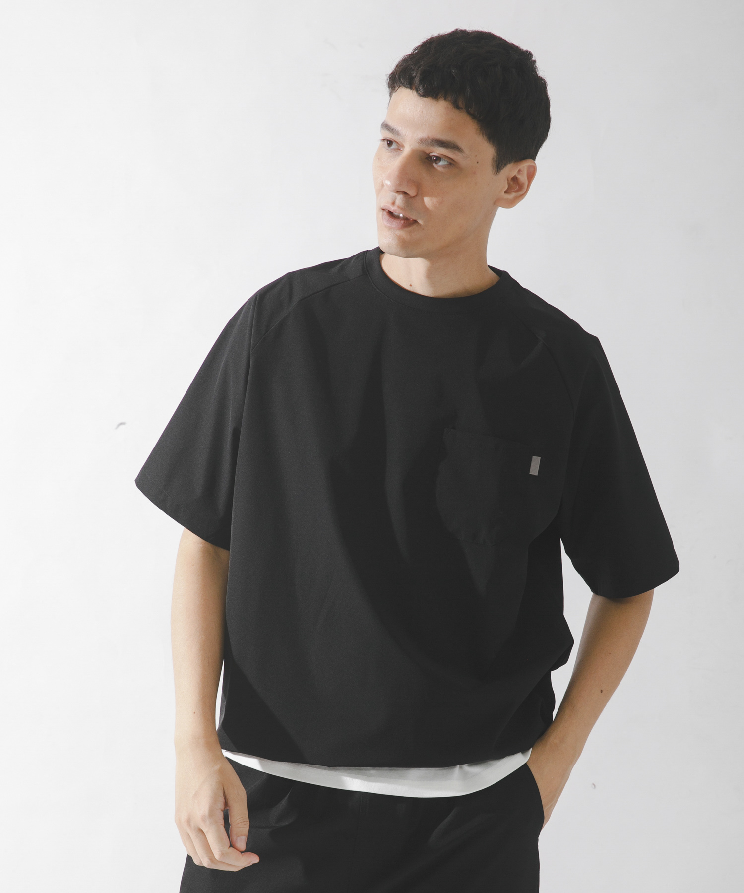 大人気　完売品‼️URBAN クルーネック Tシャツ 美品 接触冷感』『速乾』BREEZE FIT クルーネックTシャツ(M ブラック