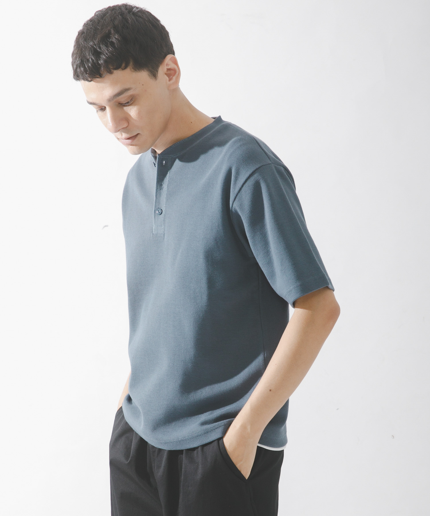 ワッフルヘンリーネックTシャツ