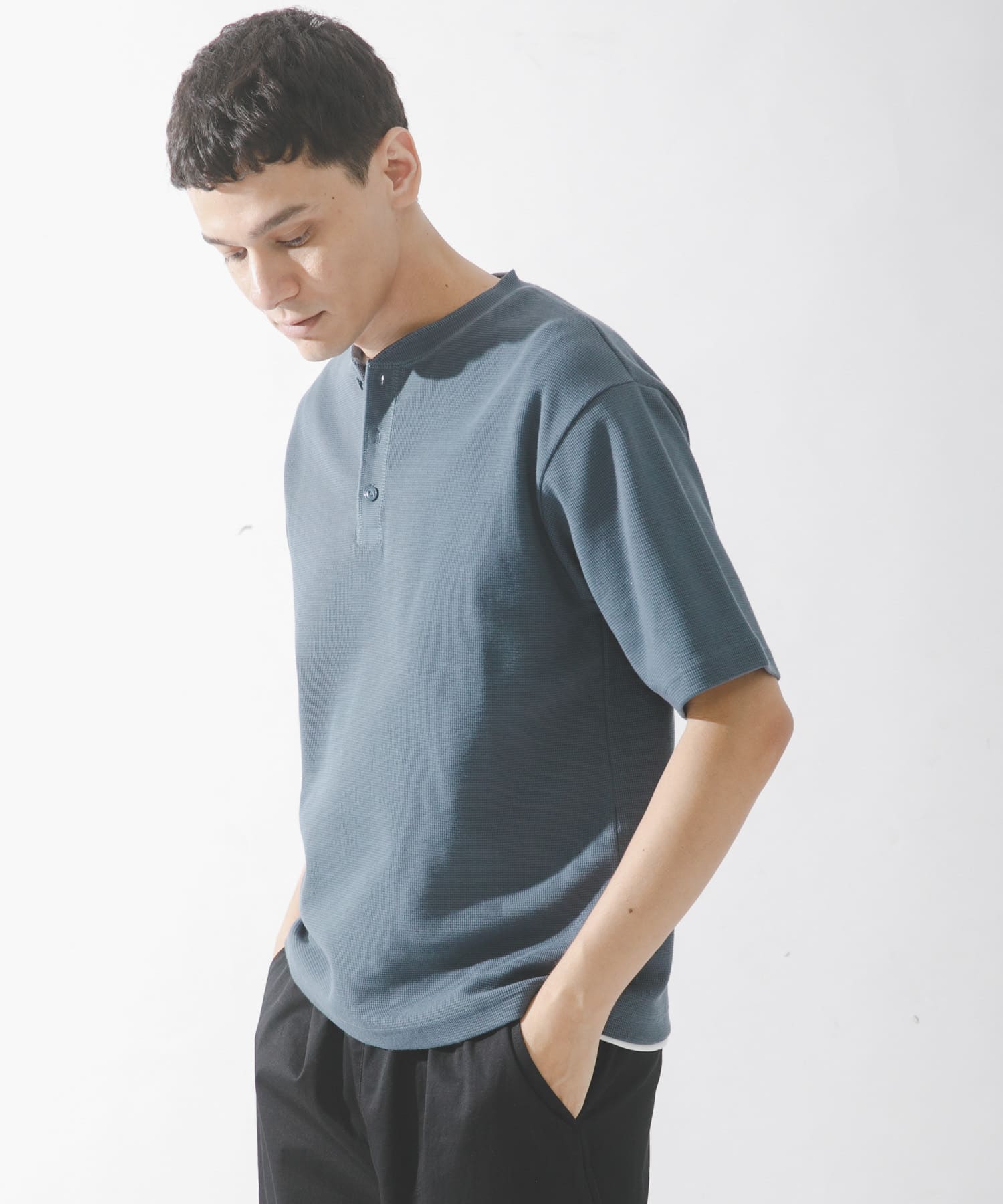 ワッフルヘンリーネックTシャツ