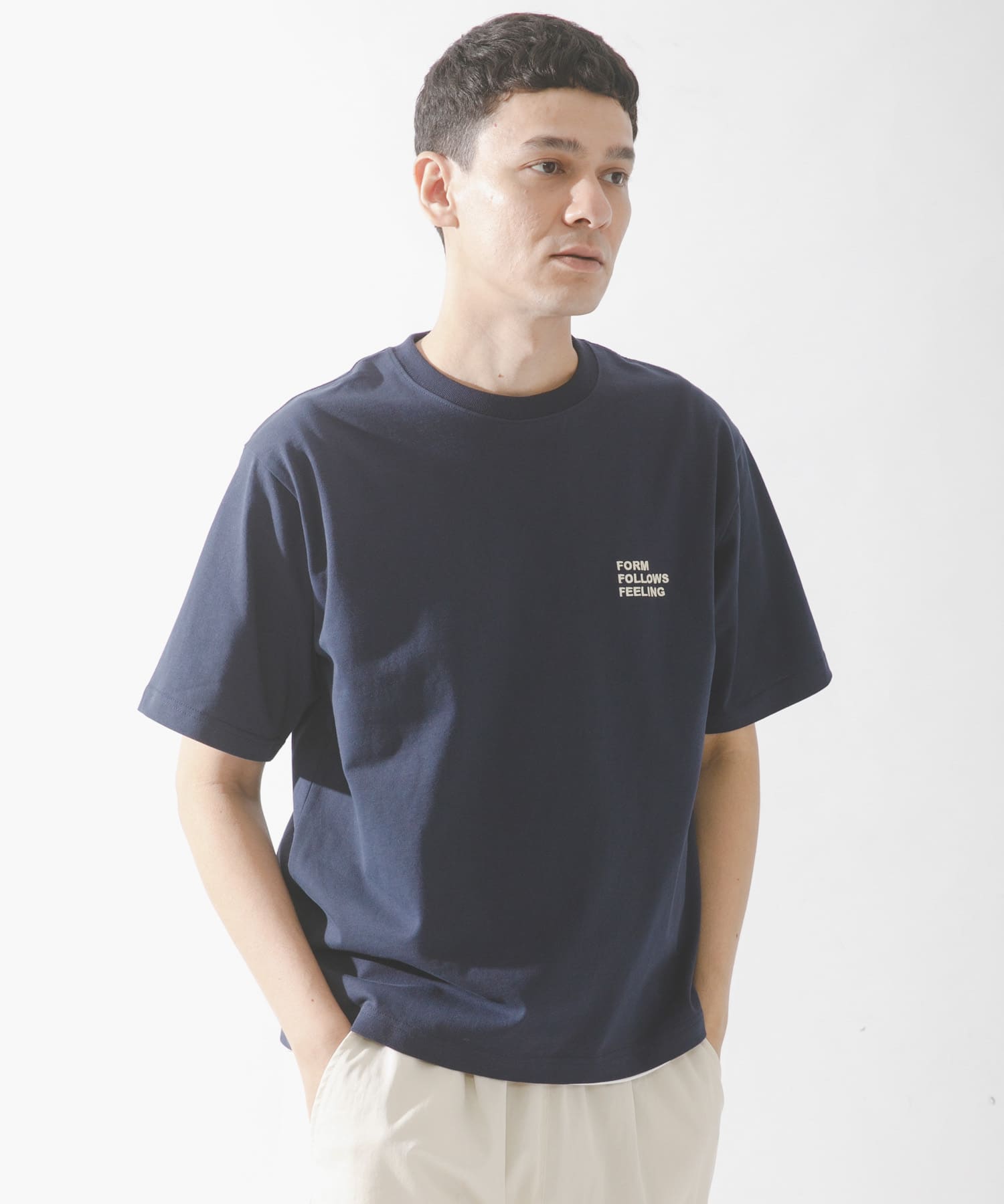 ネイビー