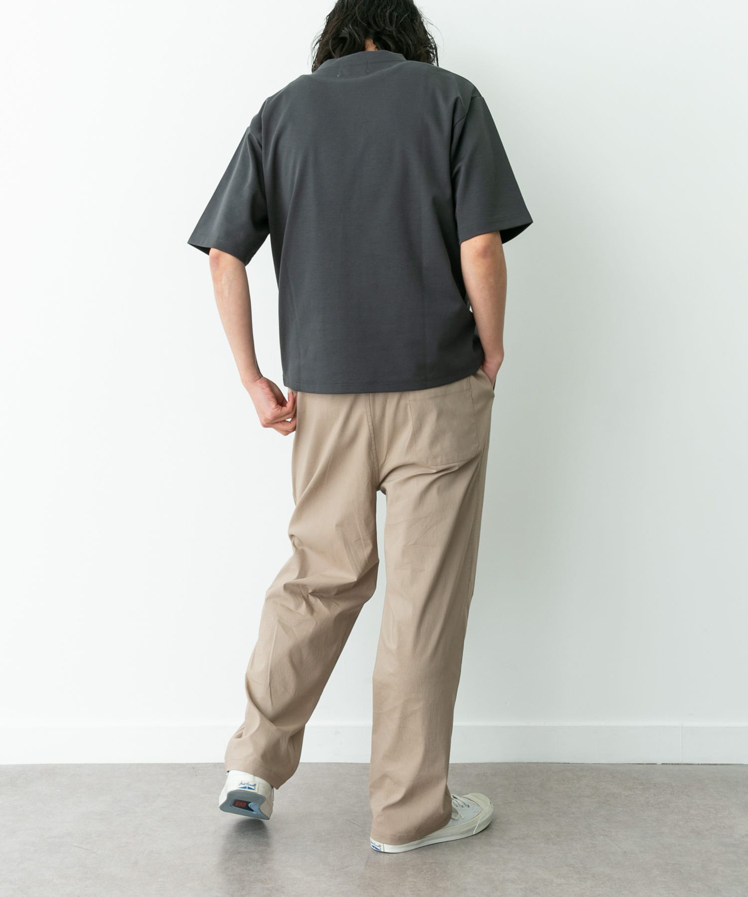 身長：180cm 体重：60kg サイズ：L