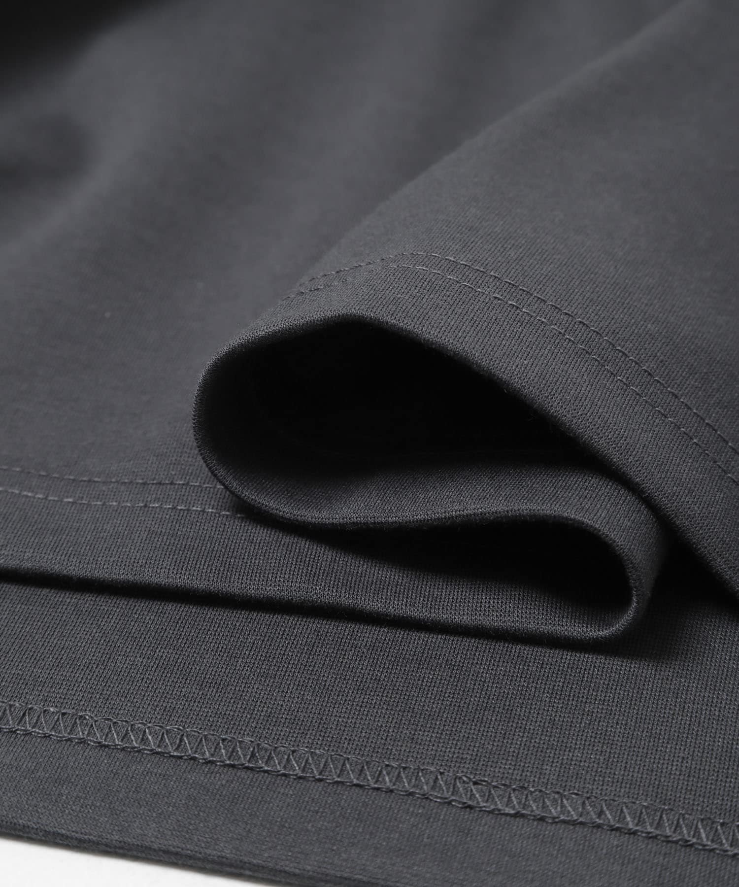 ポンチポケット付ショートスリーブTシャツ チャコール M