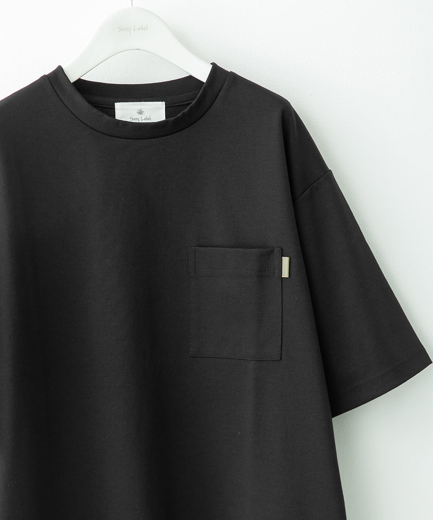 ポンチポケット付ショートスリーブTシャツ ブラック M