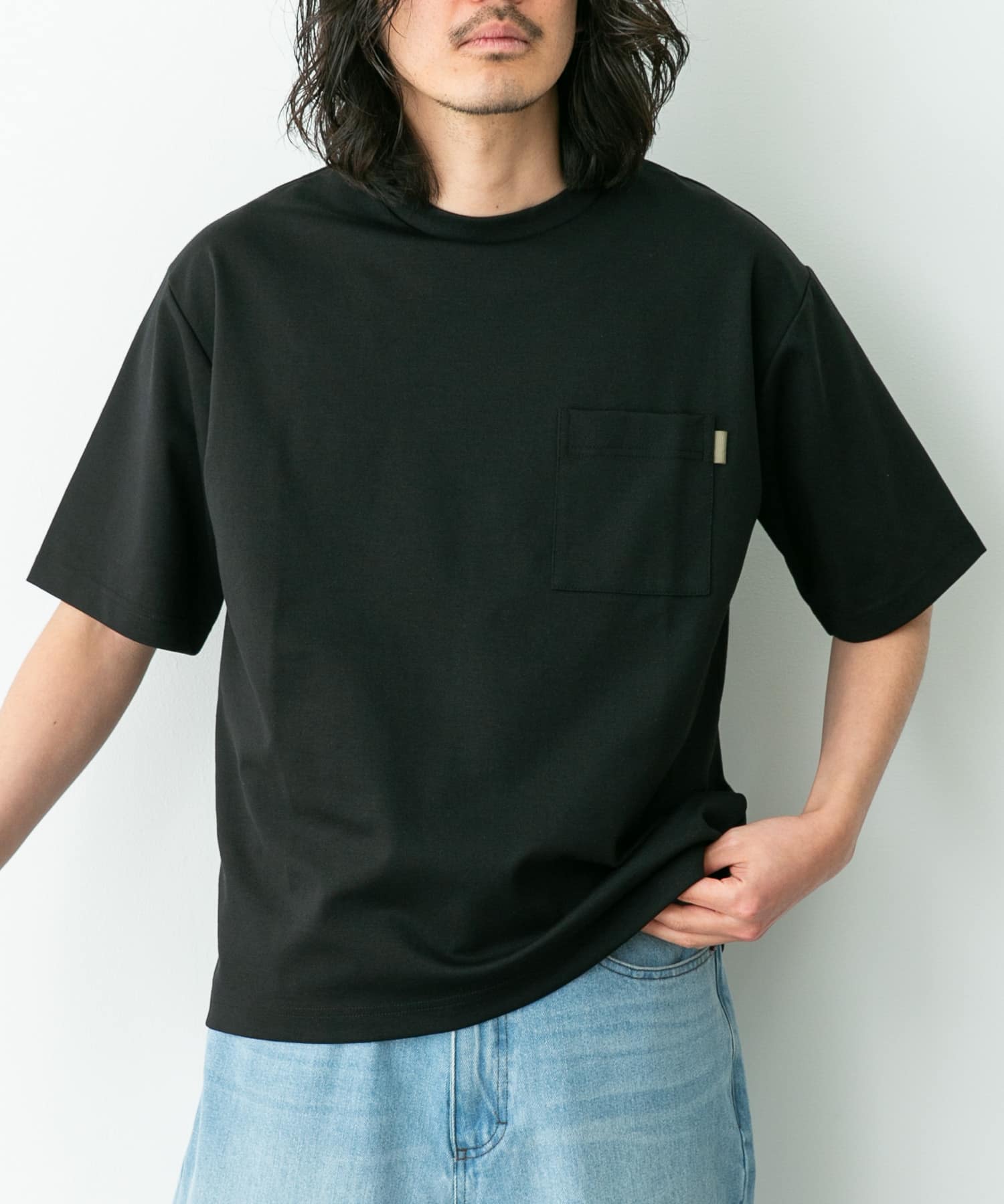 身長：180cm 体重：60kg サイズ：L