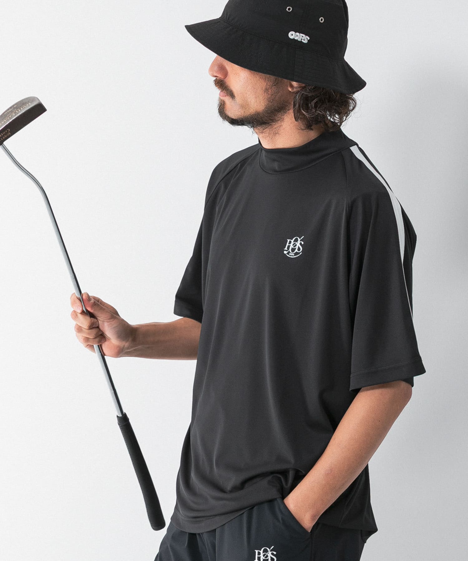 OOPS　吸水速乾ラインモックネックTシャツ