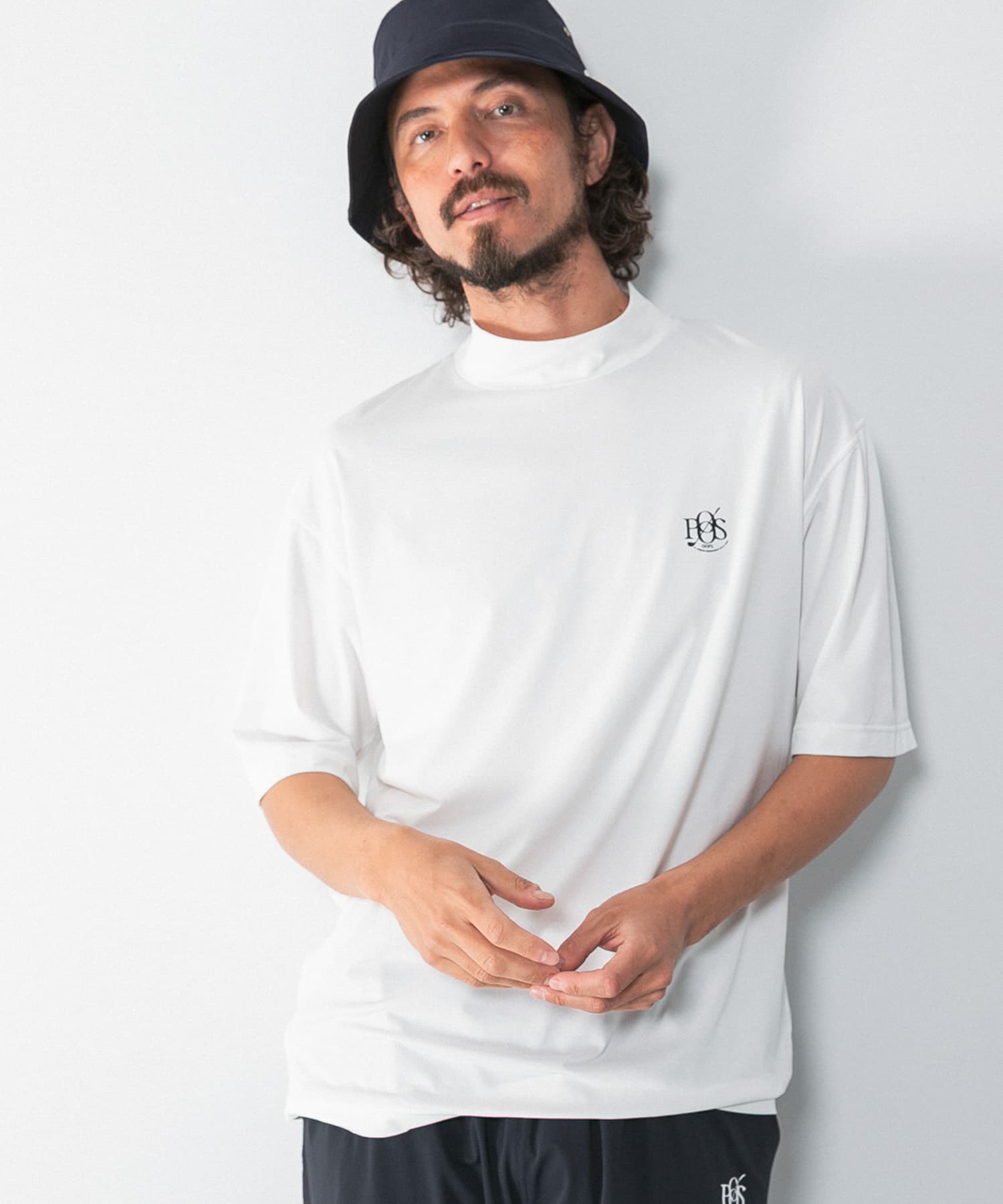 OOPS　吸水速乾モックネックTシャツ