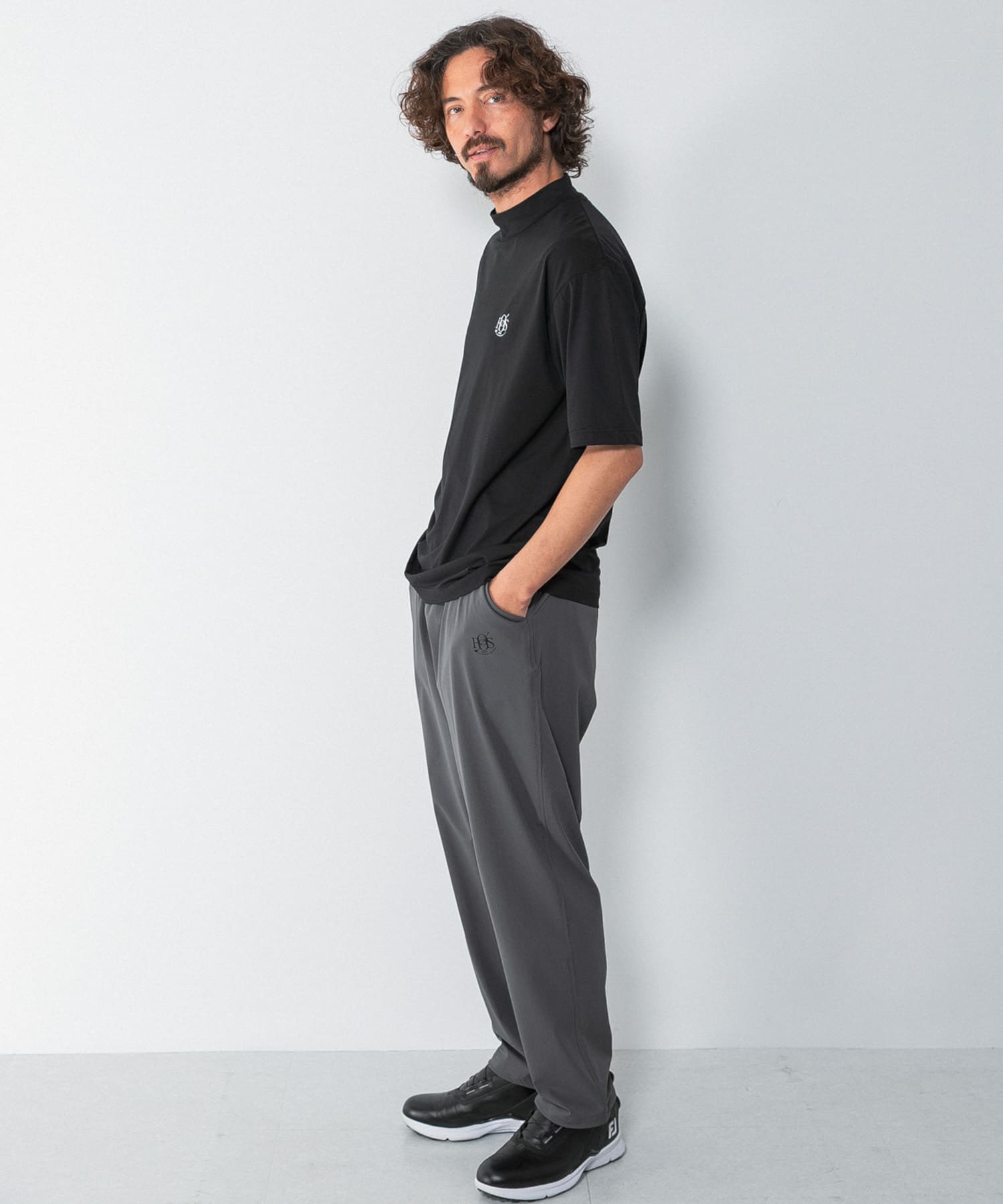 OOPS 吸水速乾モックネックTシャツ(M WHITE): トップス｜URBAN