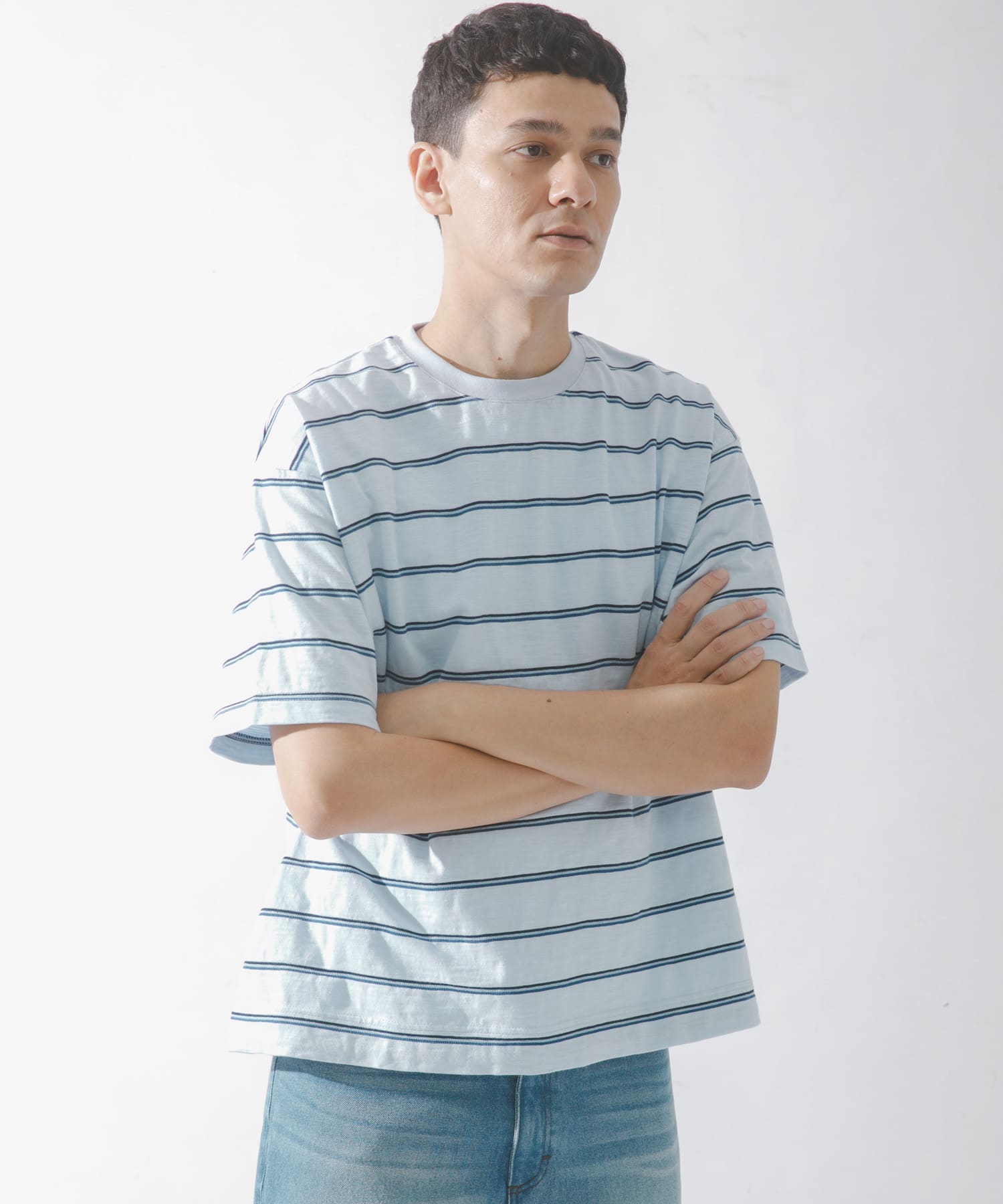 ブルー