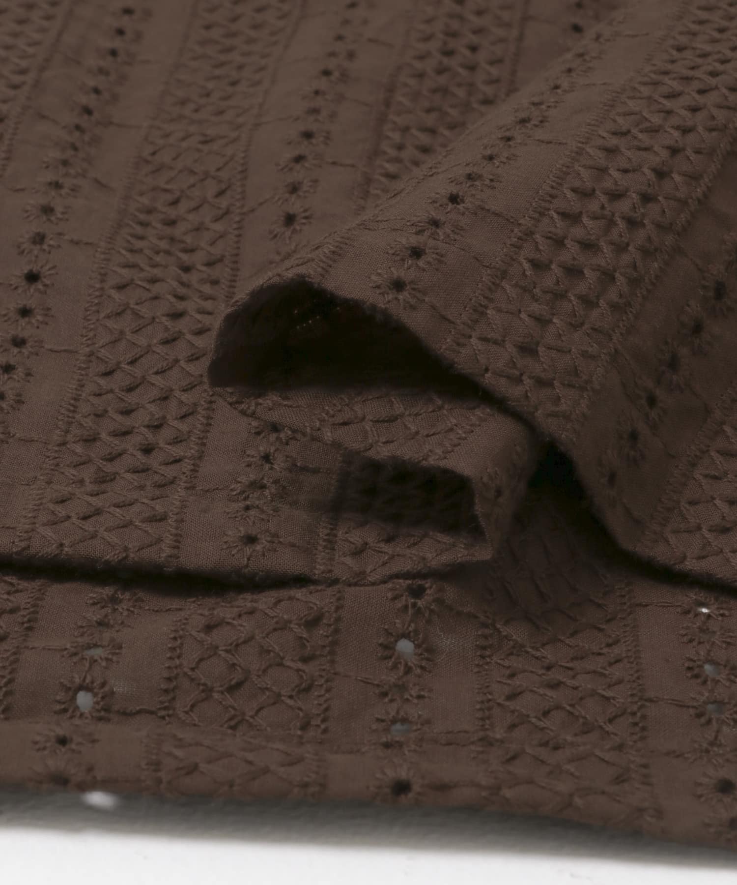 レース刺繍ショートスリーブシャツ ブラウン M