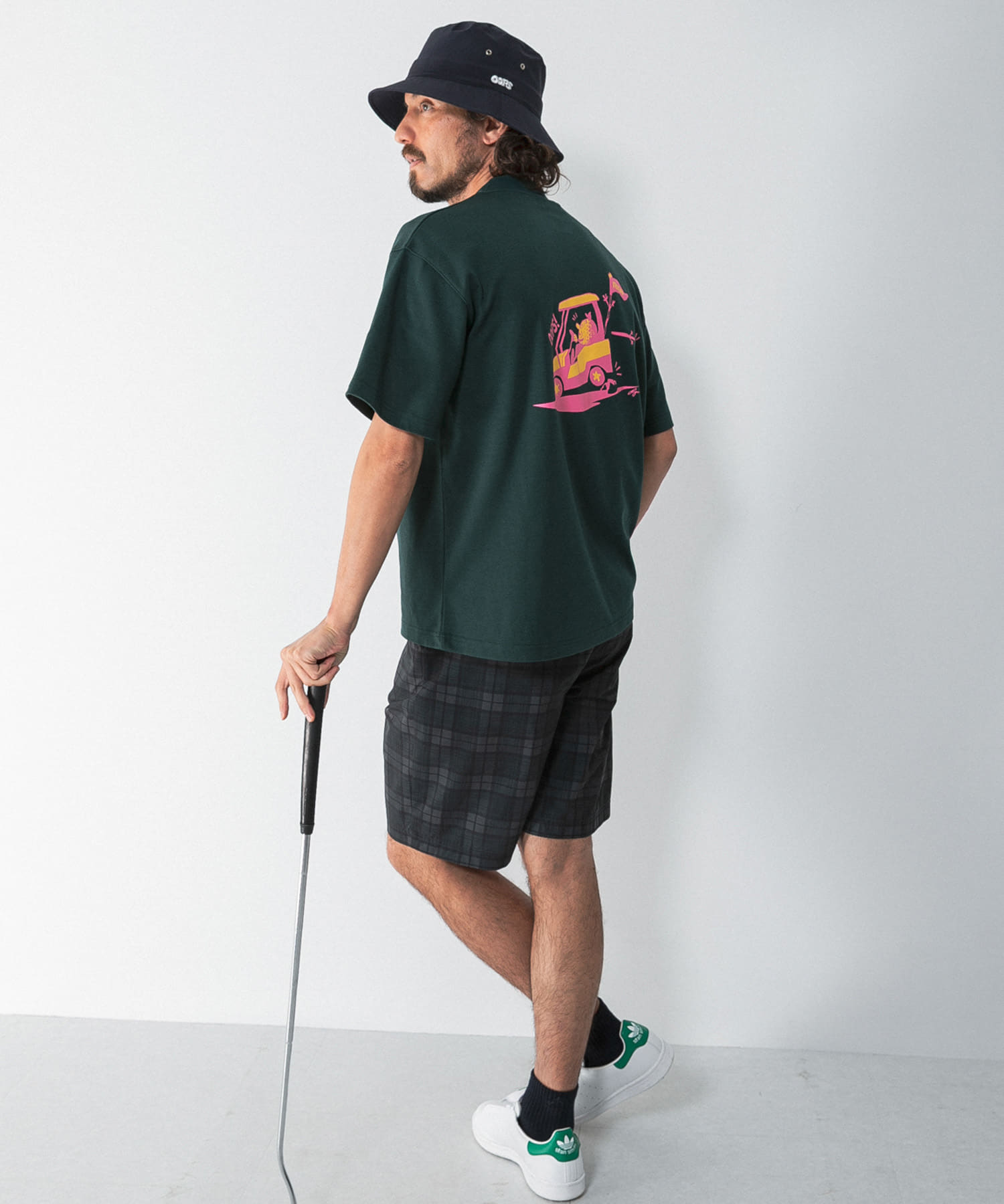 GREEN