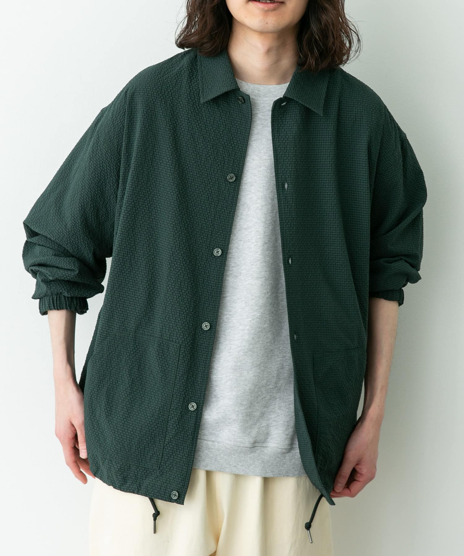 グリーン
