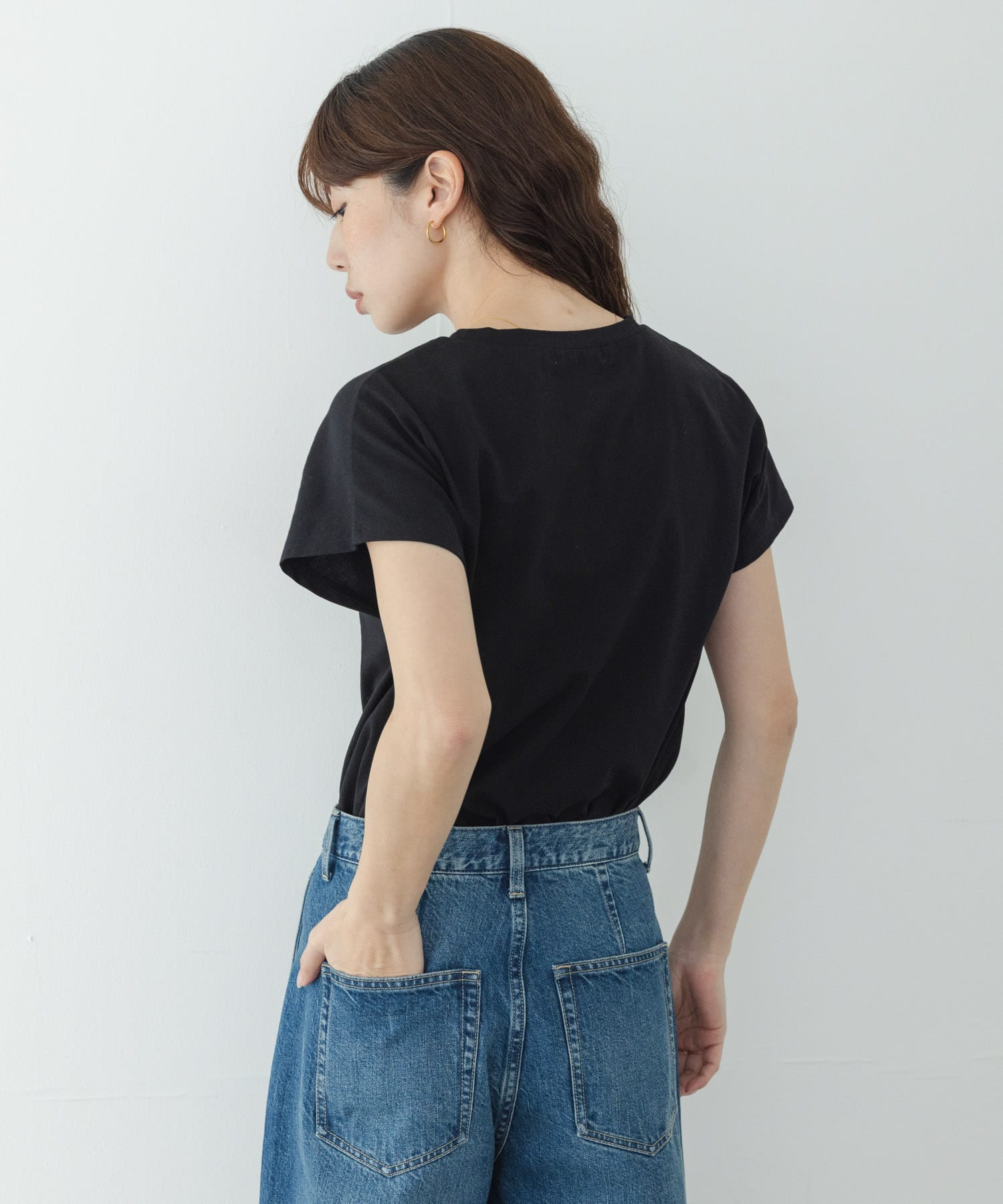ブラック