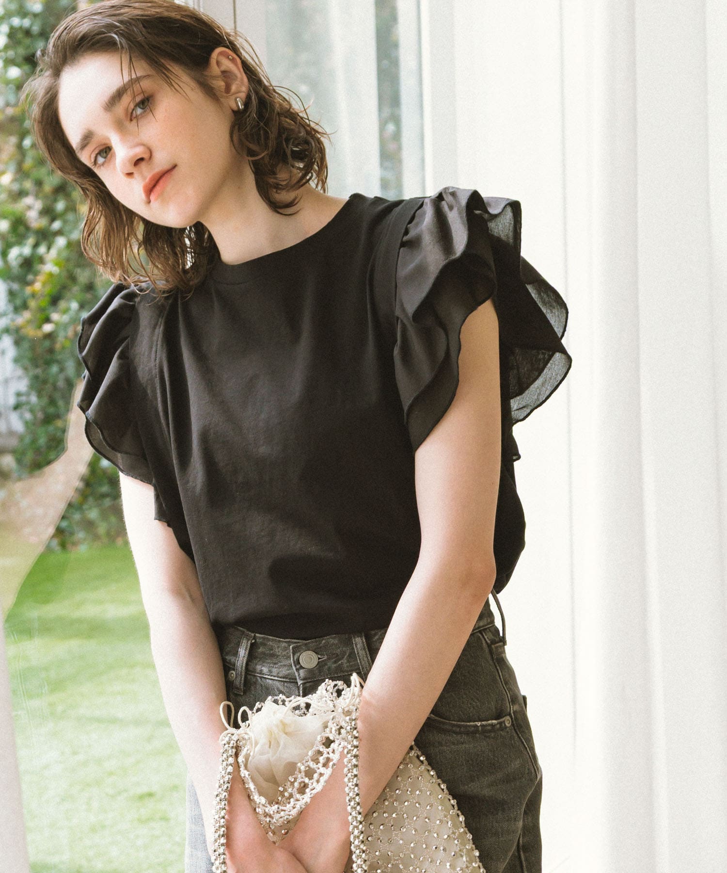 フリルフレンチタックスリーブプルオーバー