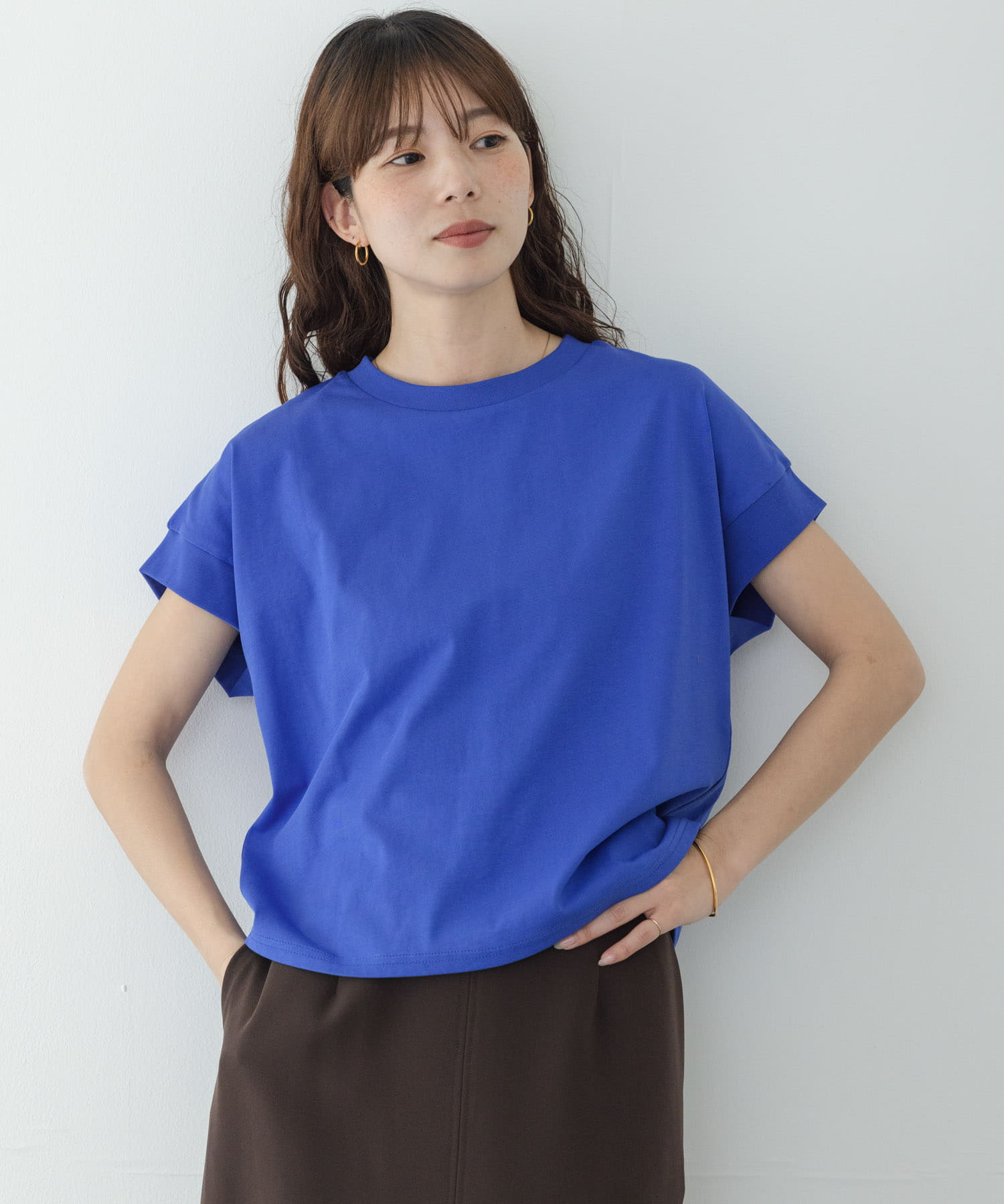 ブルー
