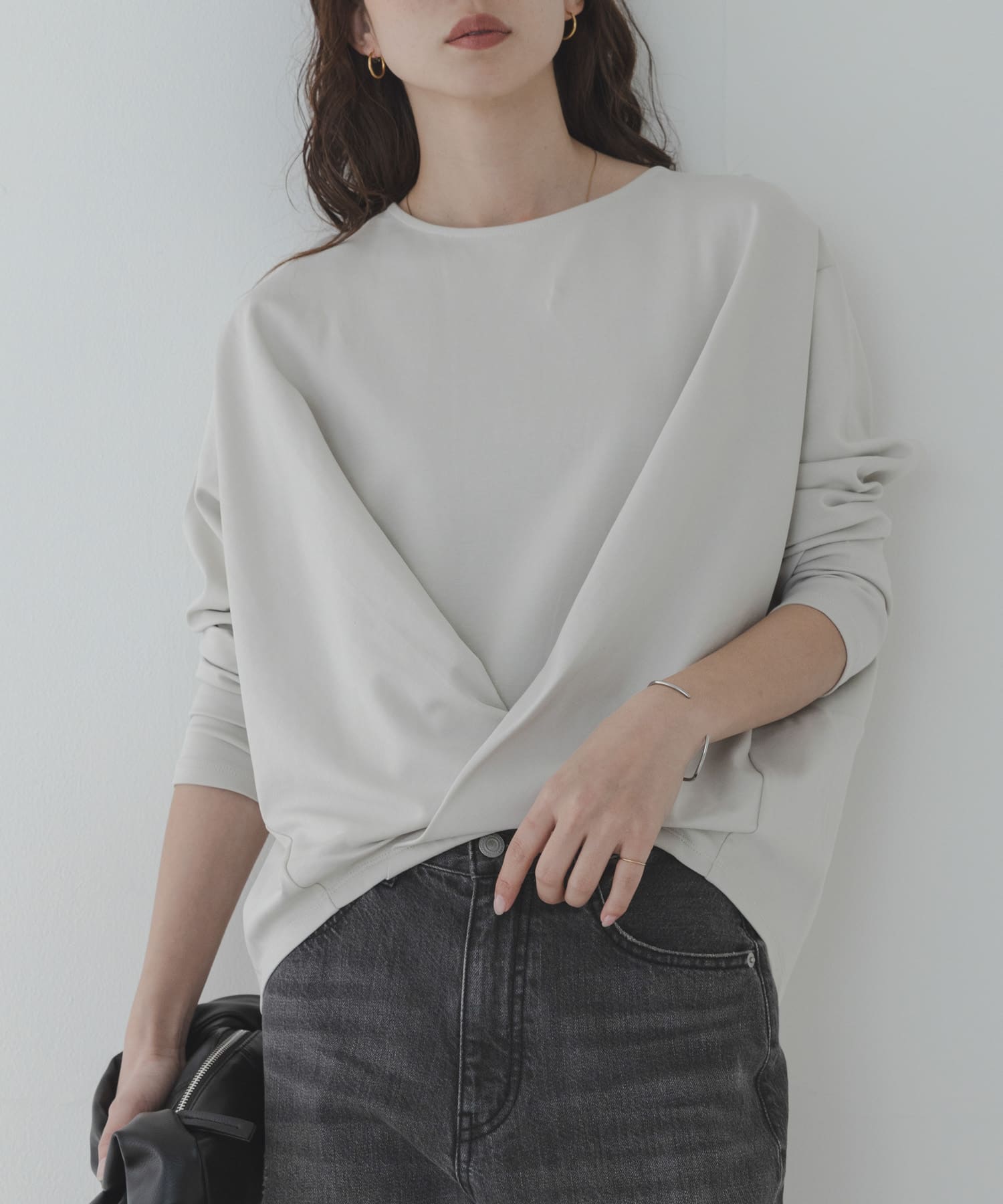 『WEB限定』フロントタックカットポンチプルオーバー