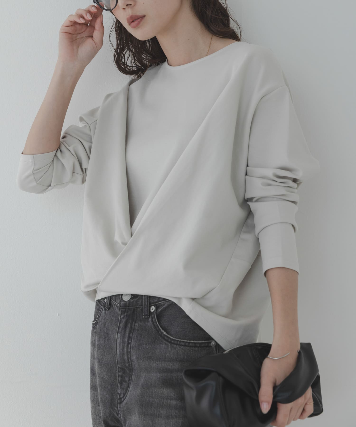 L.グレー