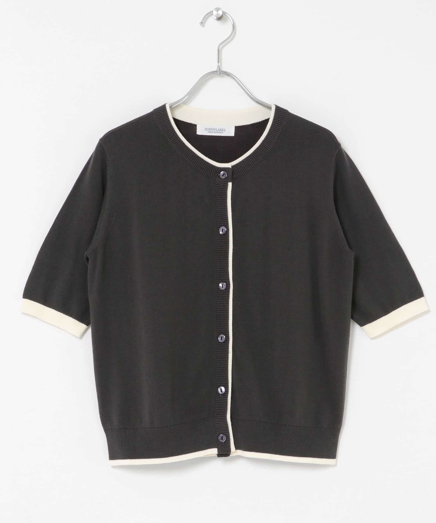 チャコールグレー