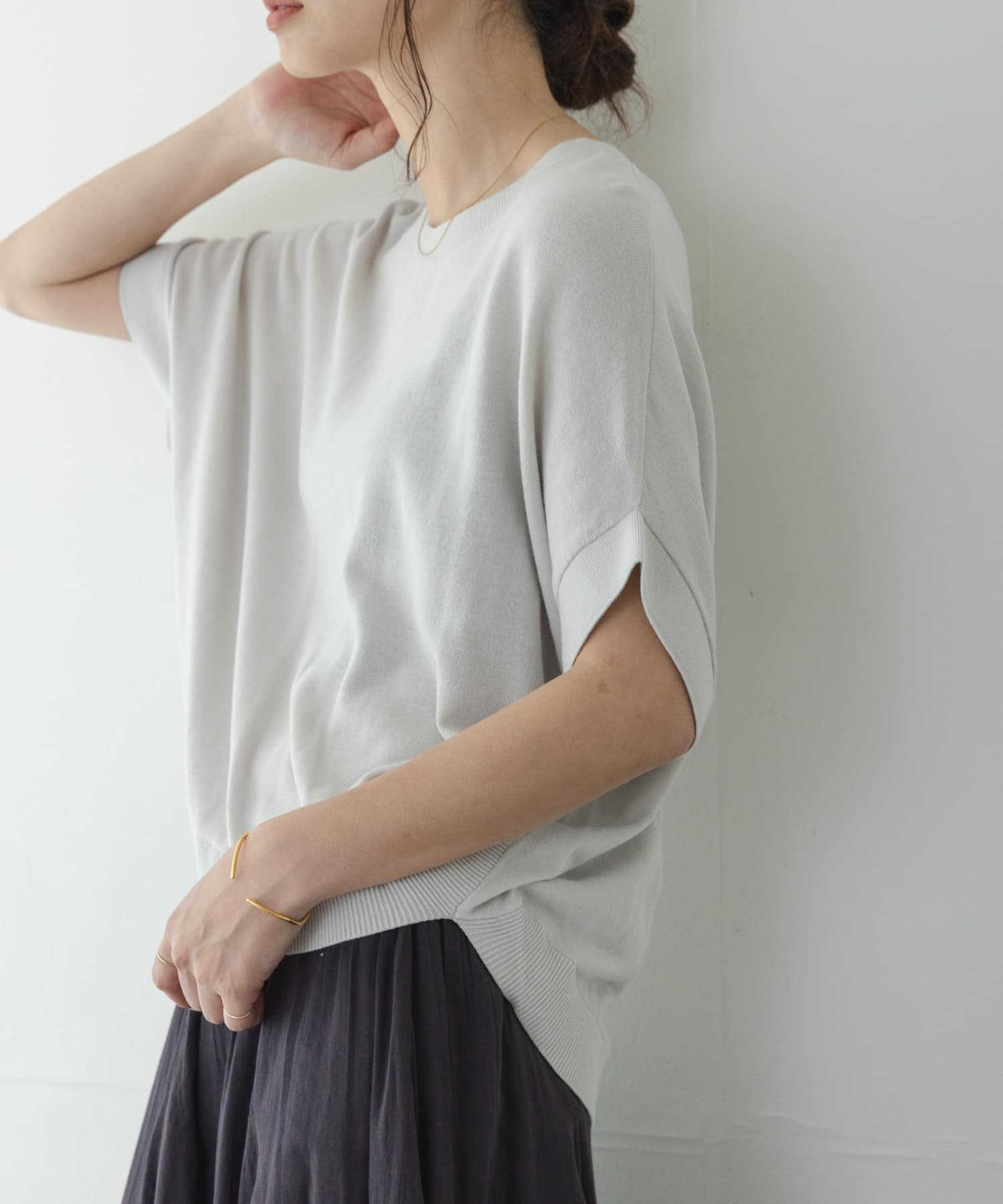 L.グレー