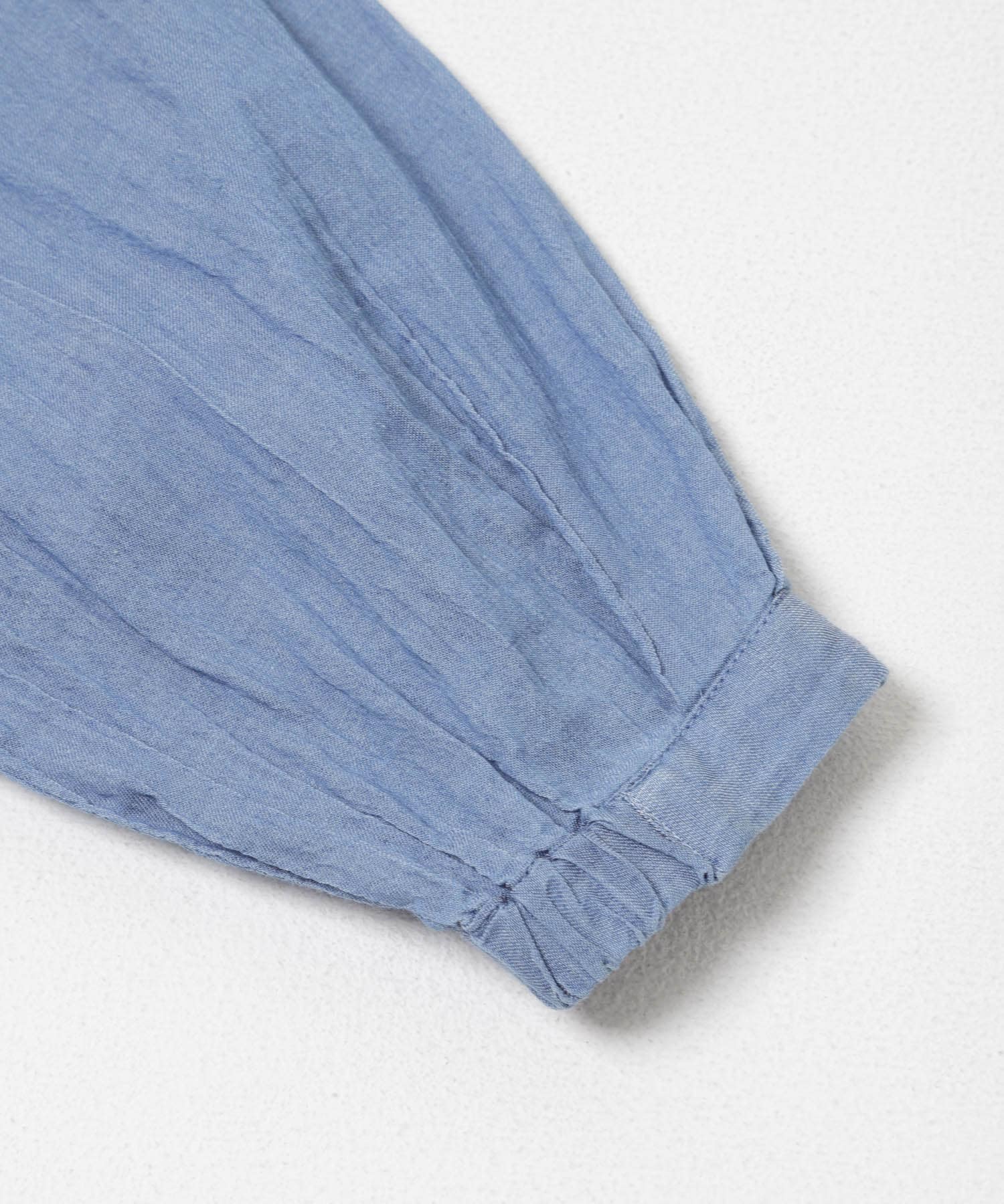 ライトインディゴ