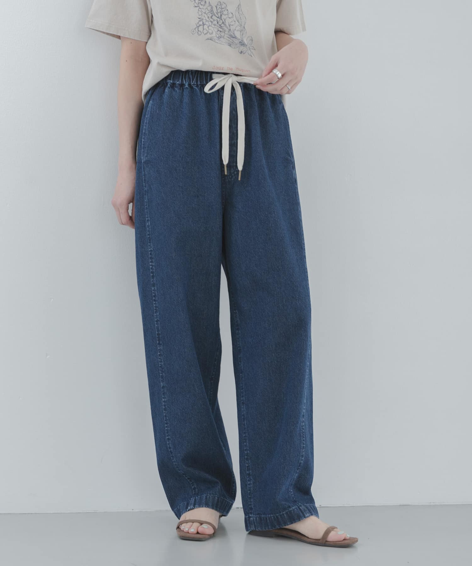 イージーカーブデニムパンツ