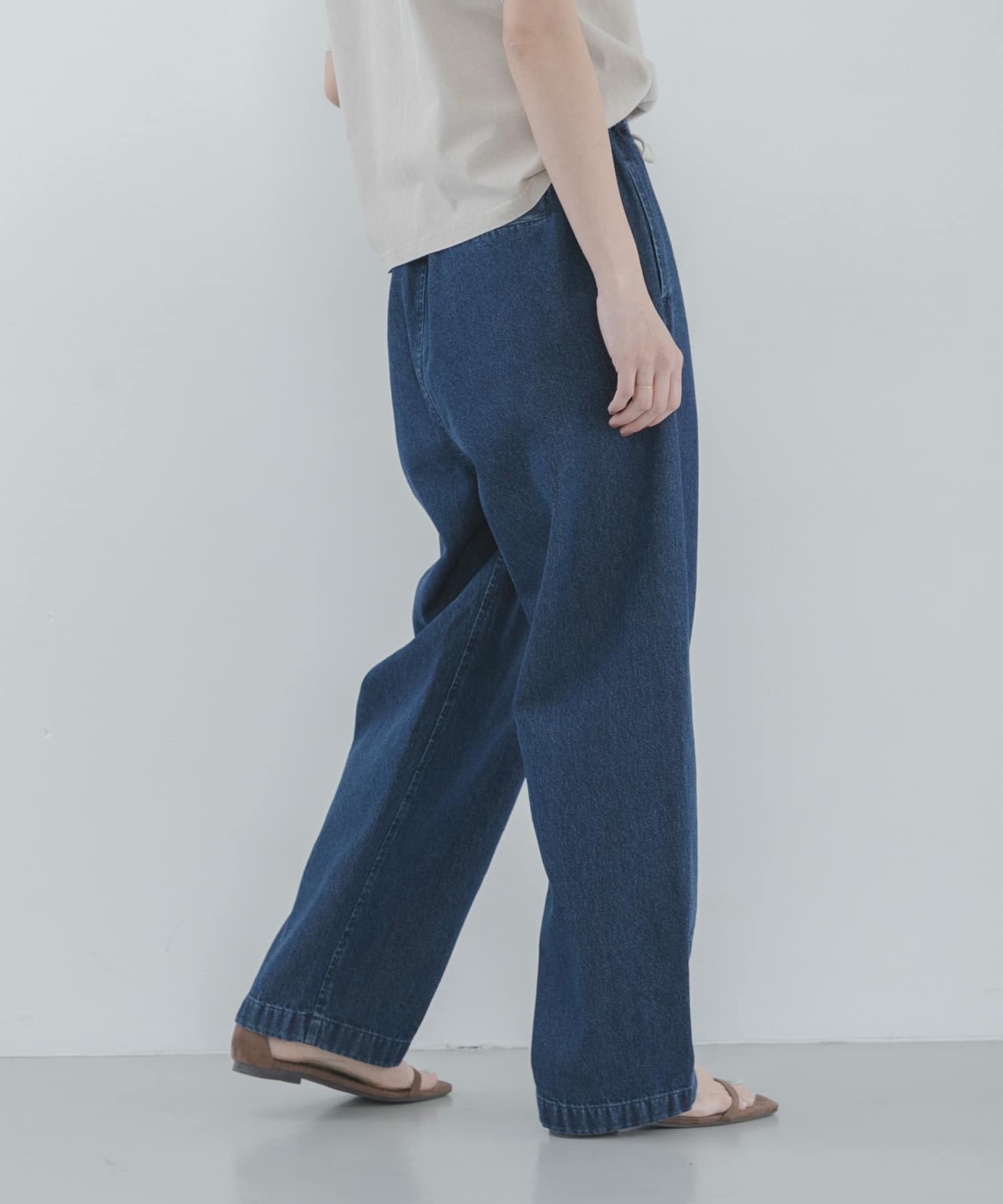 身長：167cm サイズ：38