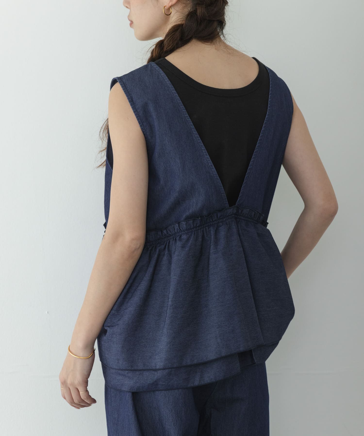 身長：166cm サイズ：38