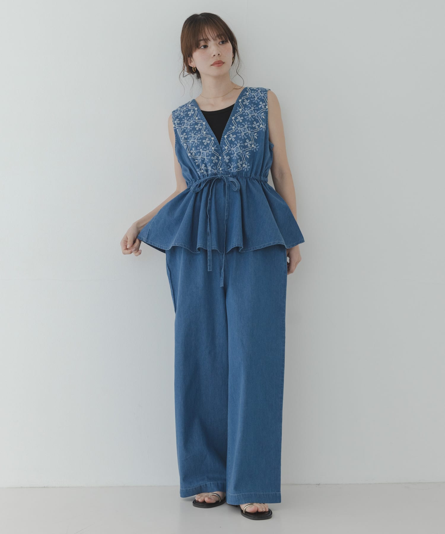 身長：166cm サイズ：38