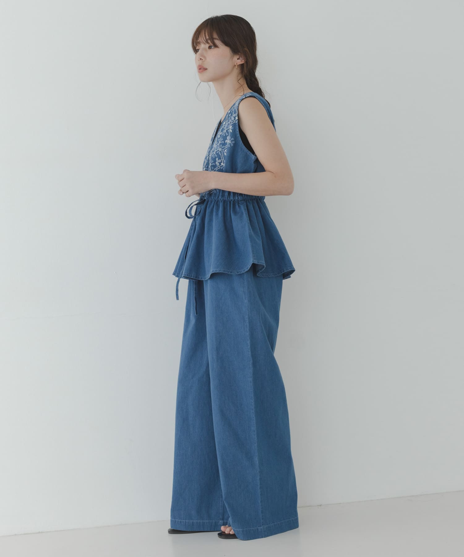 身長：166cm サイズ：38